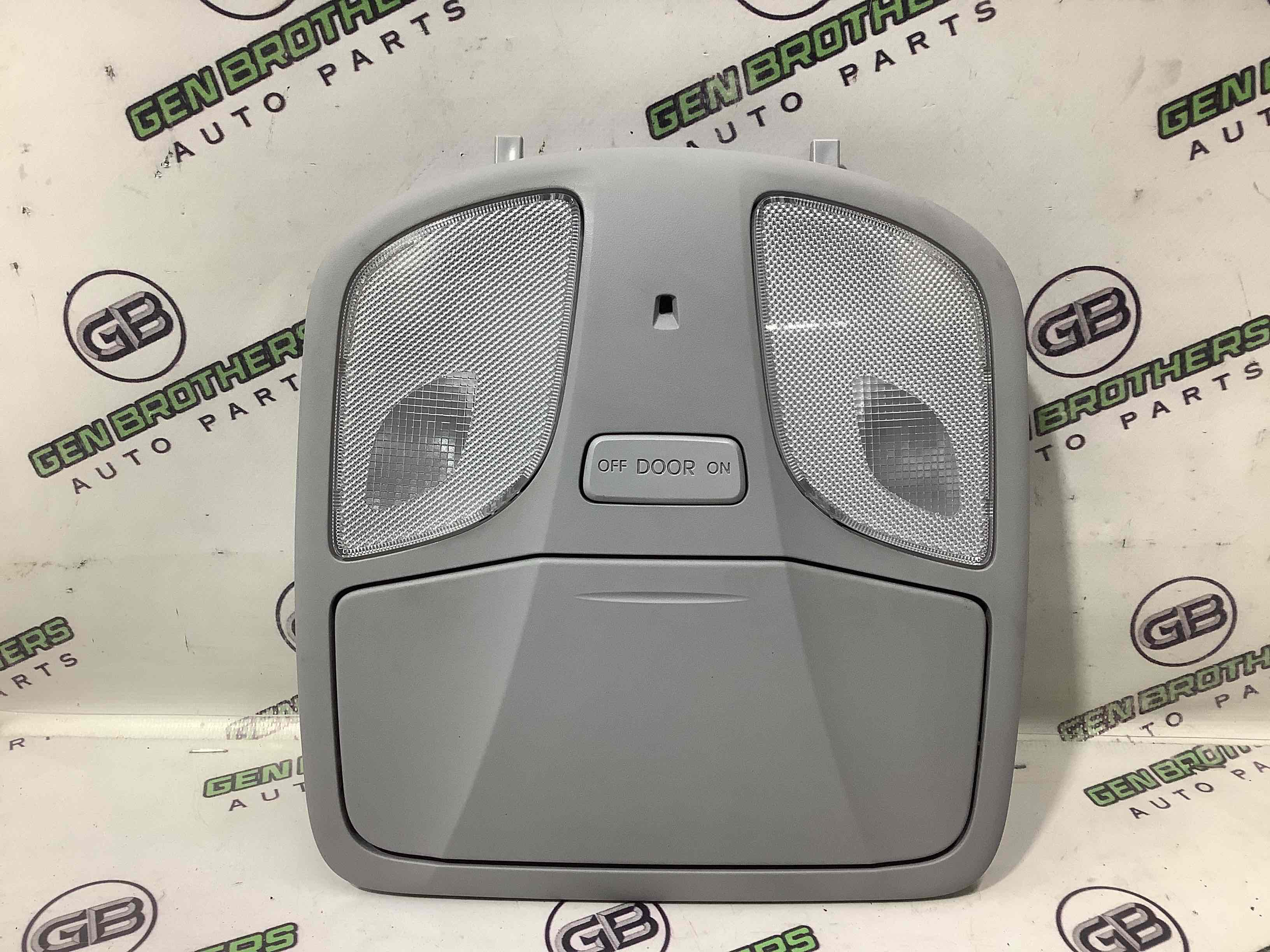 Фонарь салонный, плафон