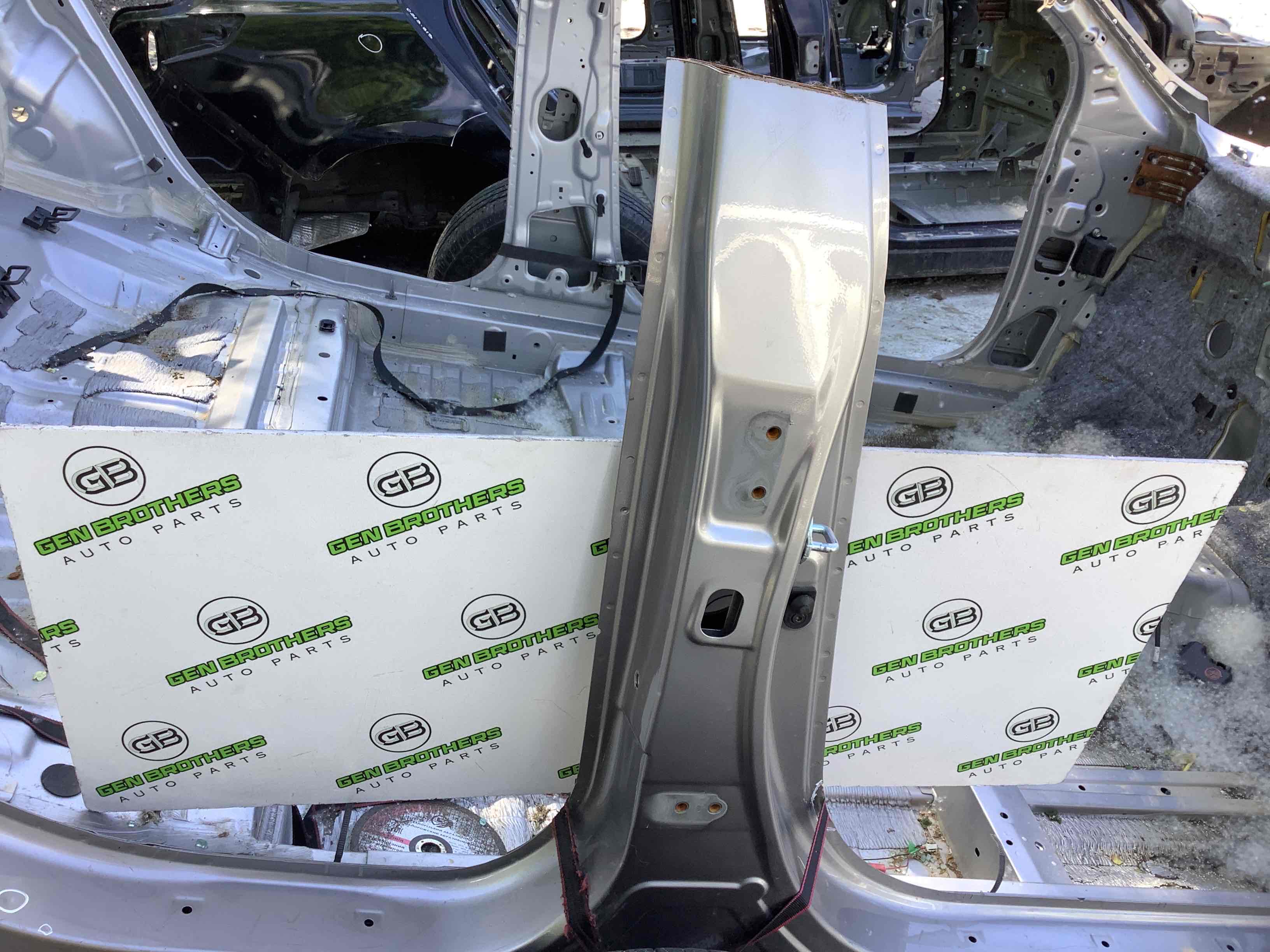 Стойки кузова и пороги