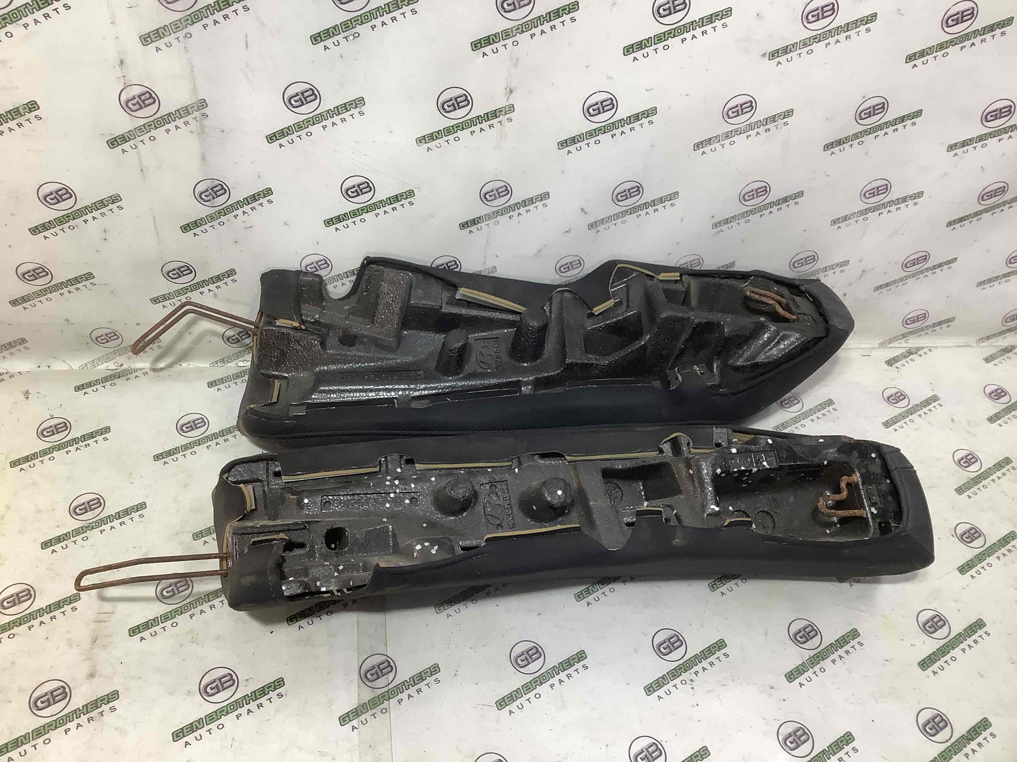 Задній ряд сидінь