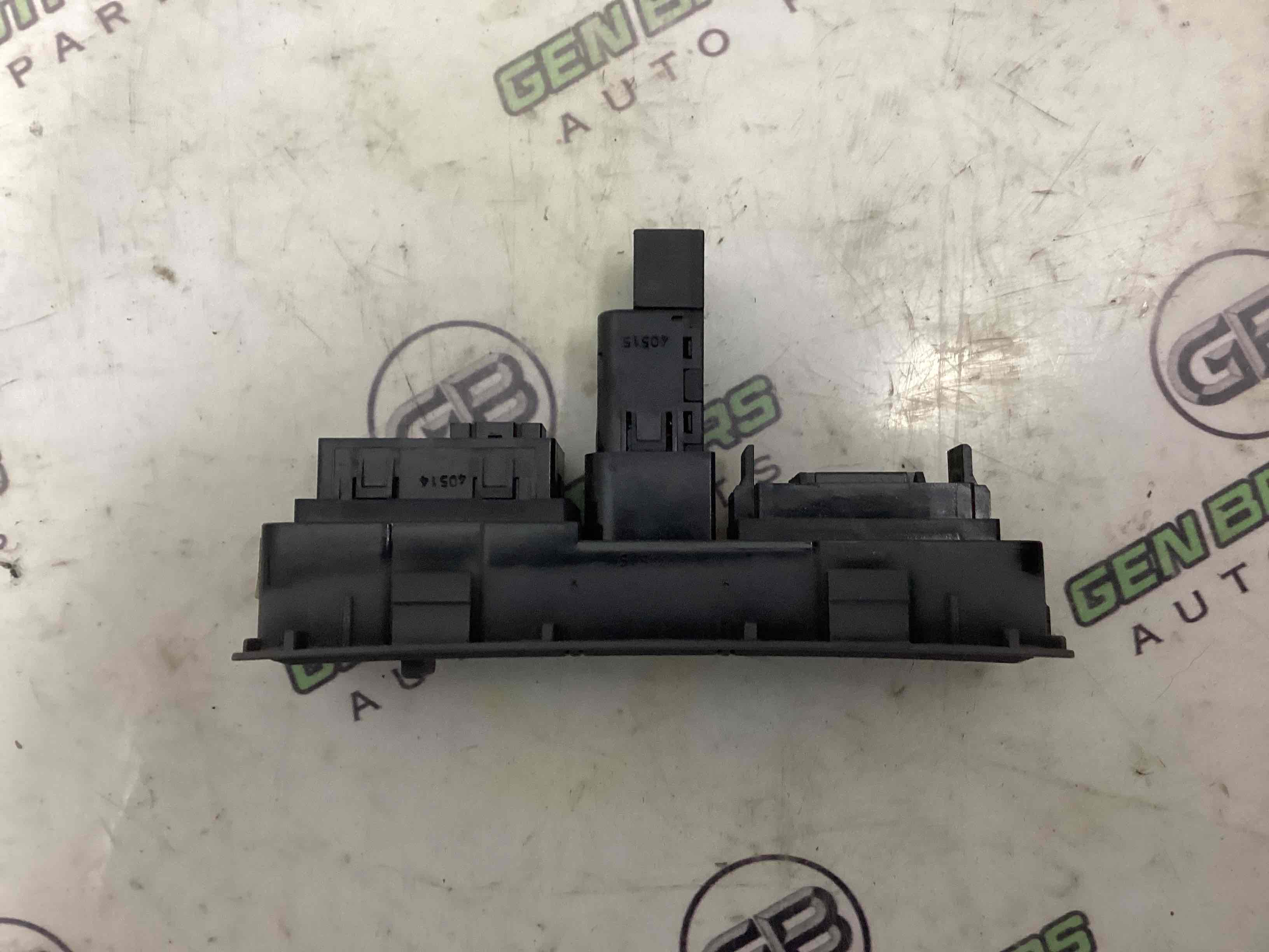 Кнопка увімкнення ESP