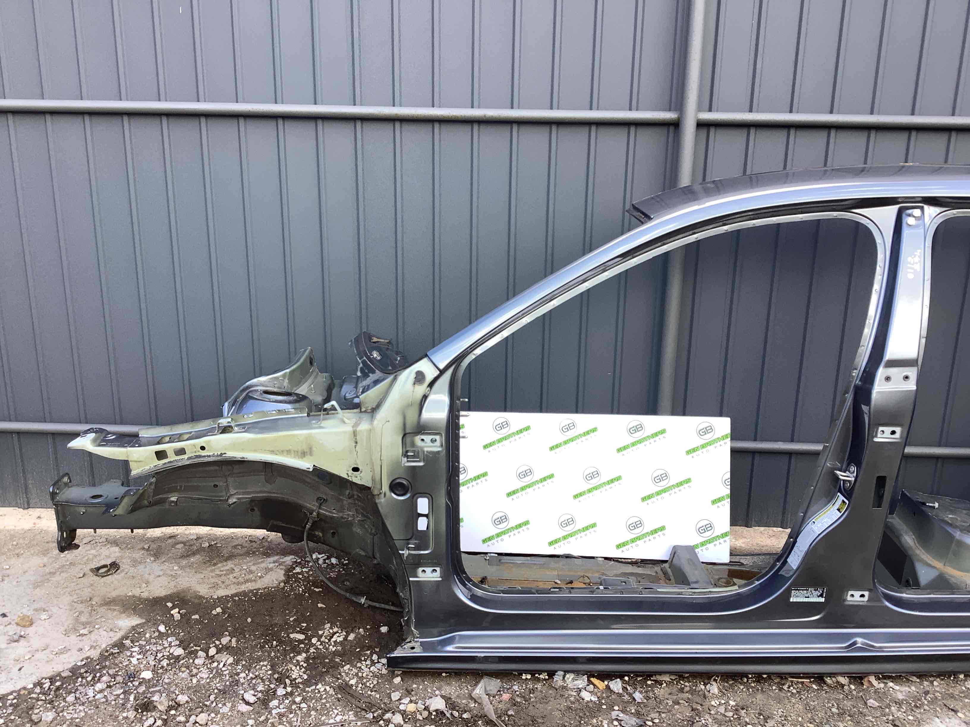 Чверть передня ліва