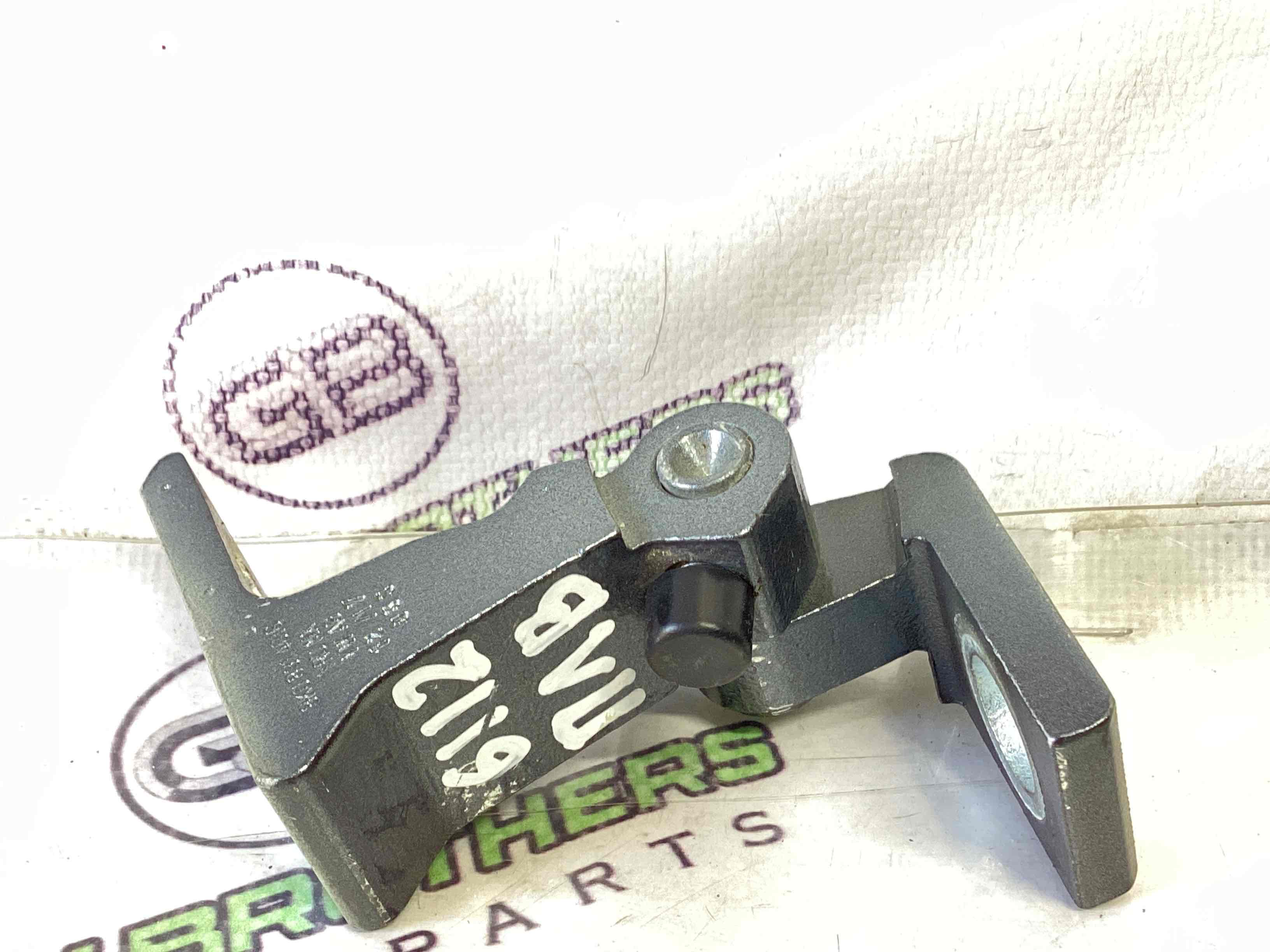 Петля двері, замок двері