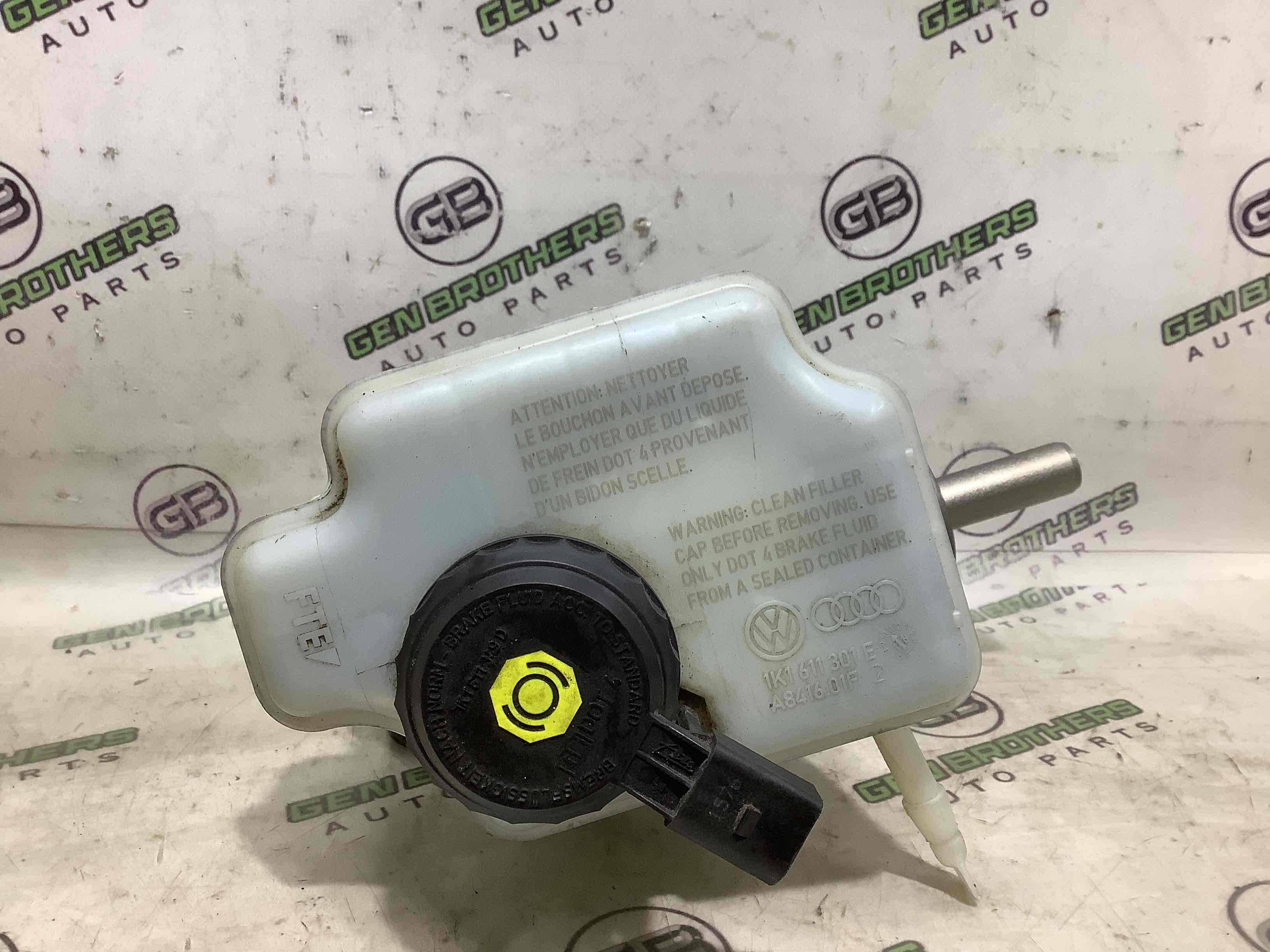 Циліндр гальмівний головний