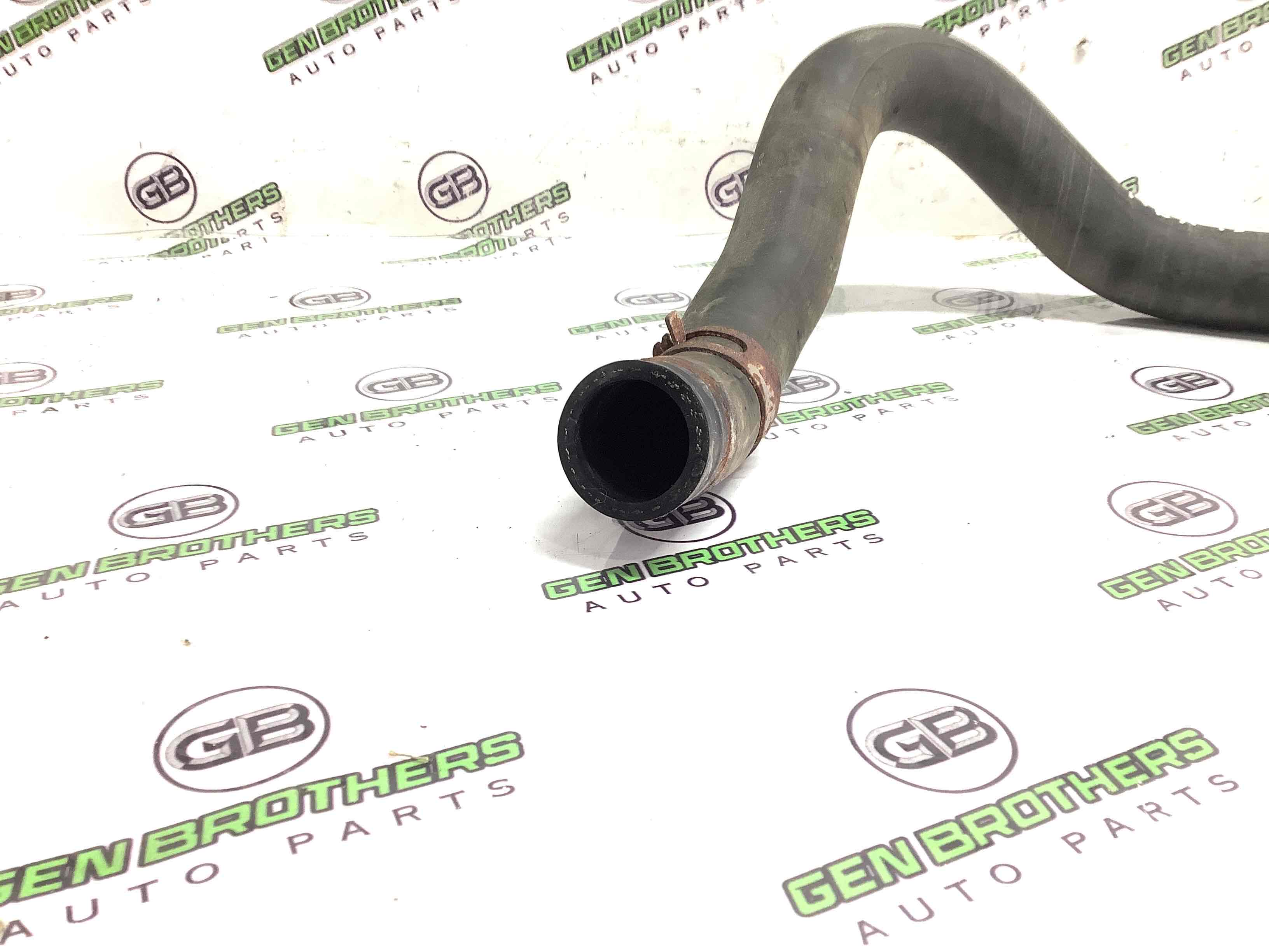 Патрубок радіаторів