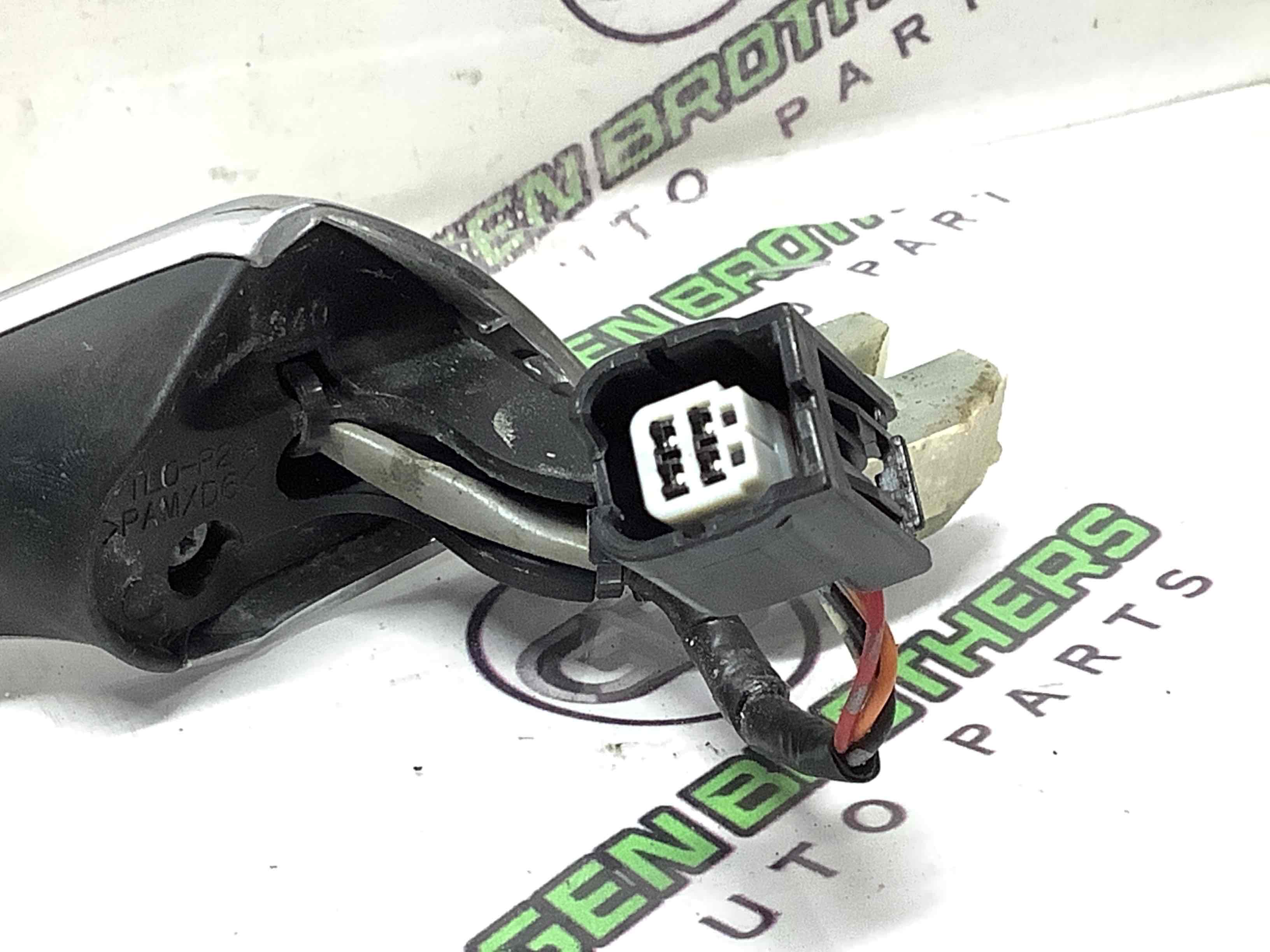 Ручка двері зовнішня