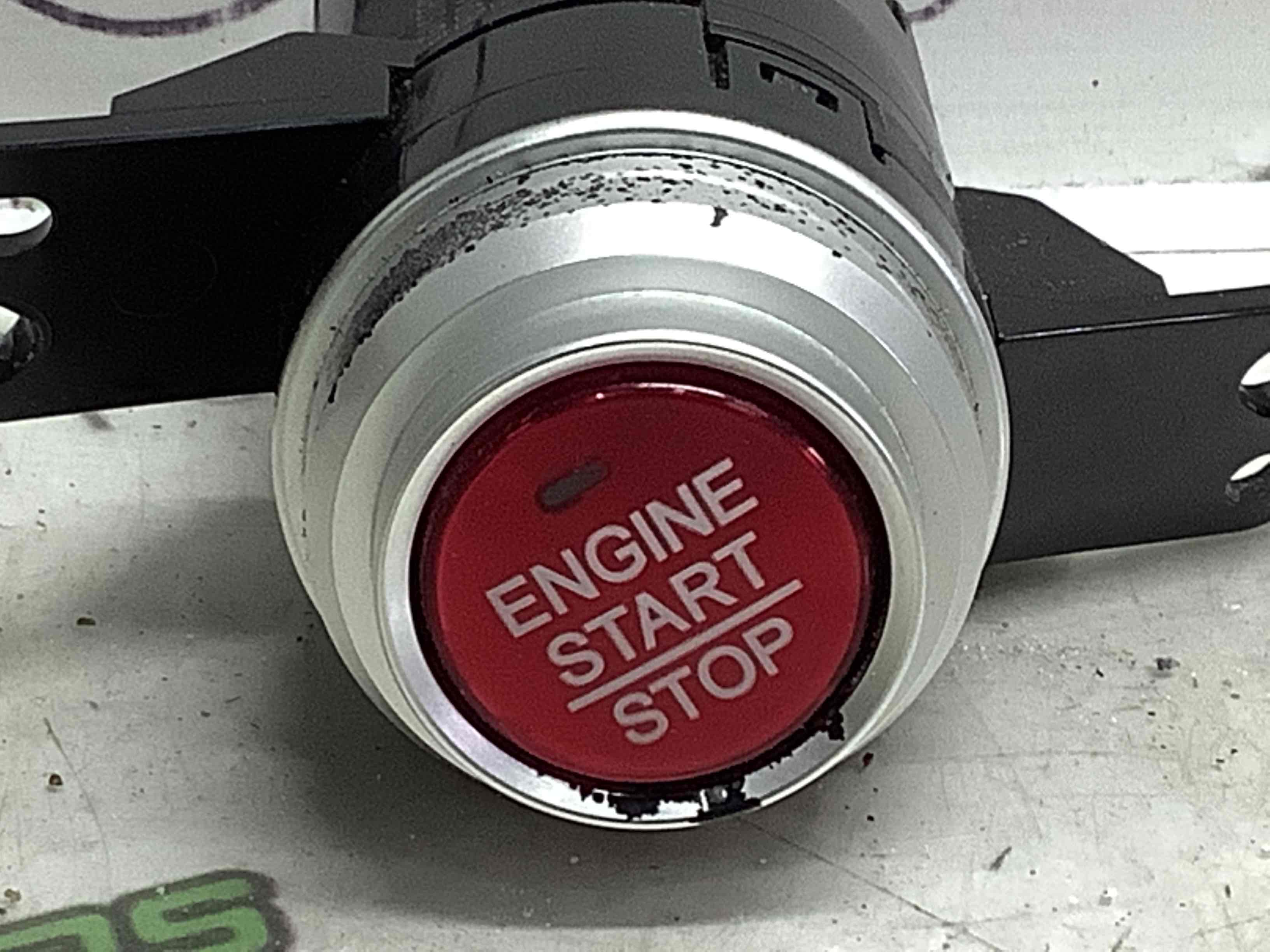 Кнопка запуску двигуна, корпус