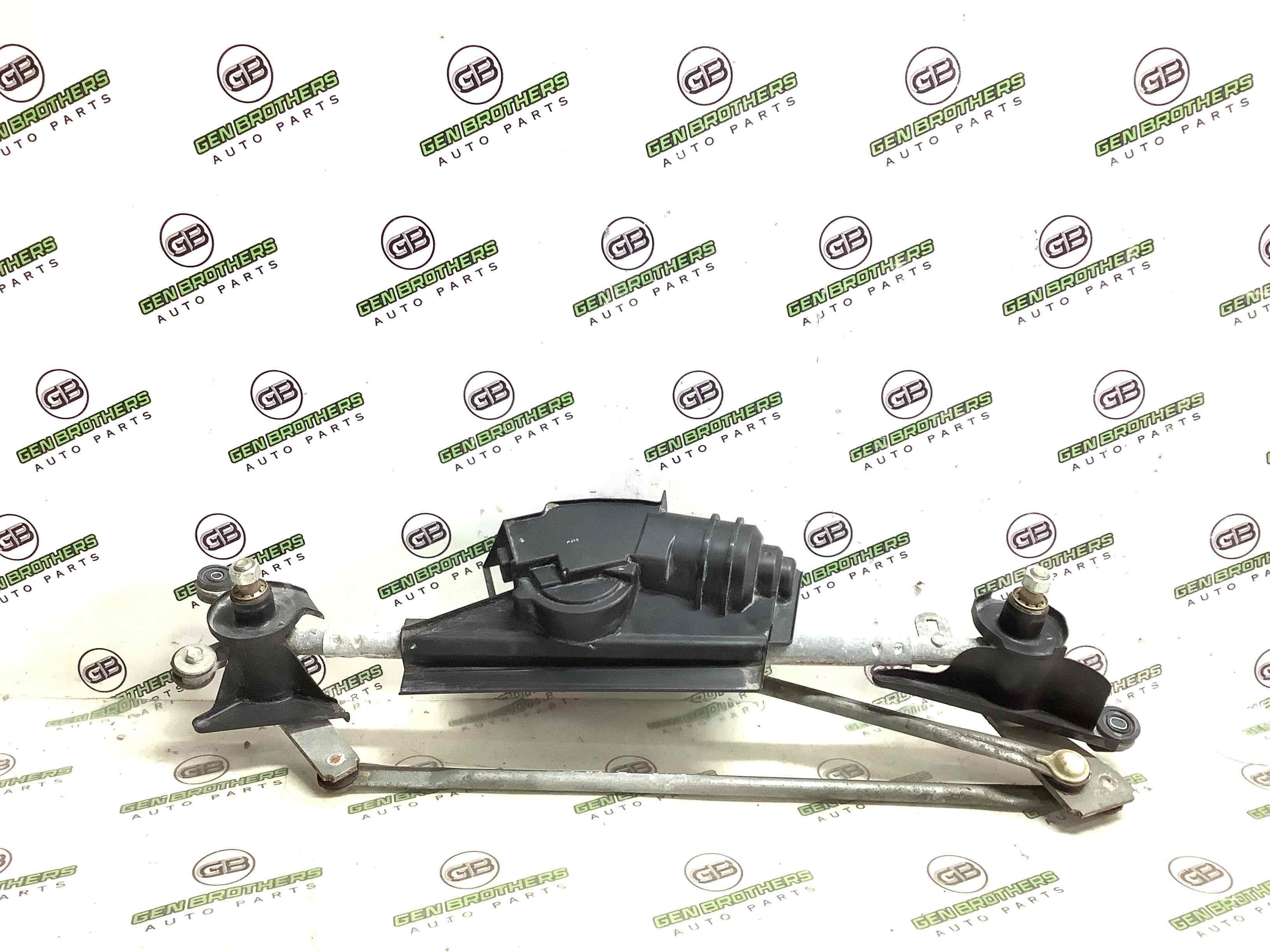 Механізм склоочисника, трапеція двірників