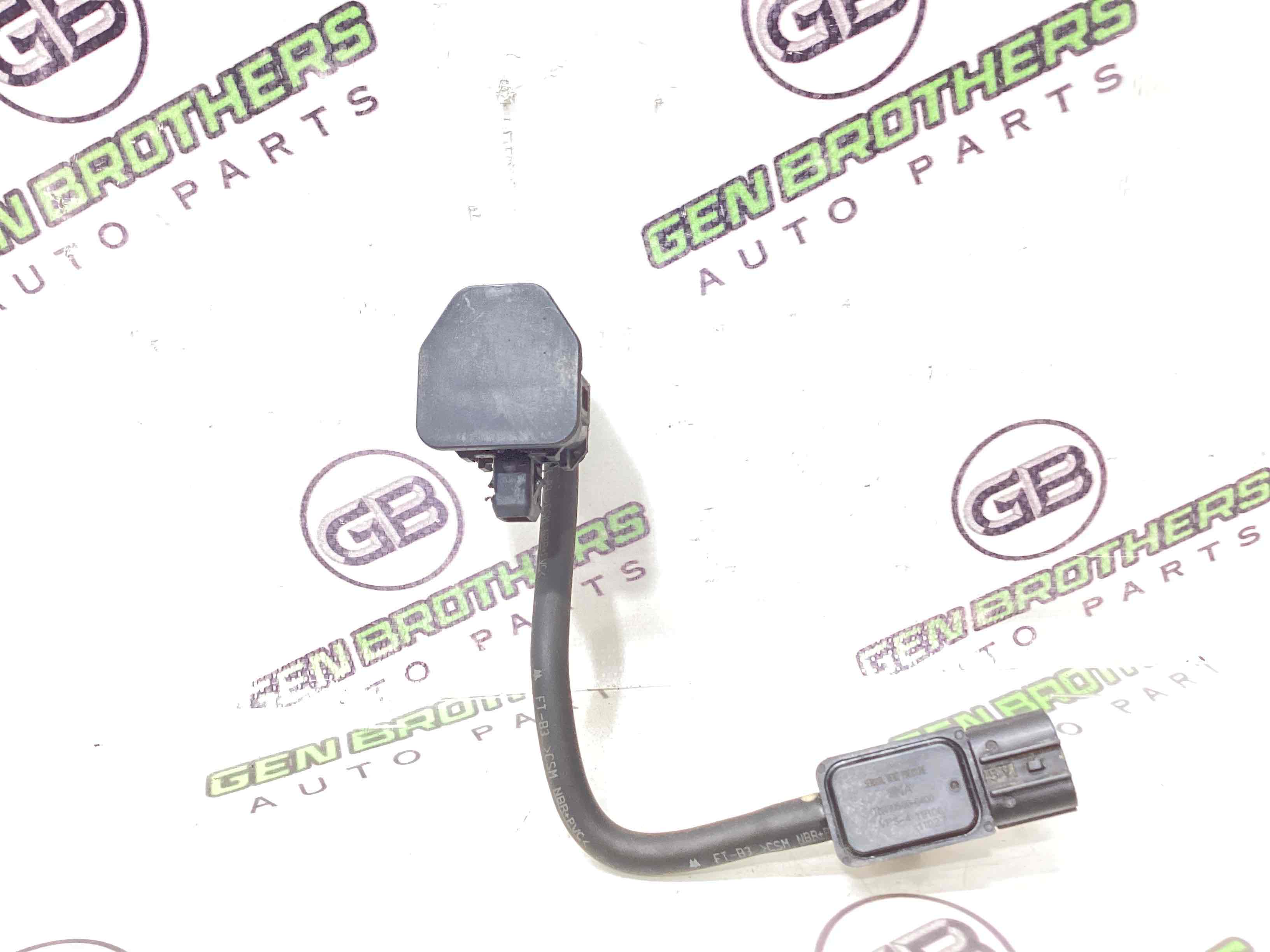 Клапан вентиляції паливного бака