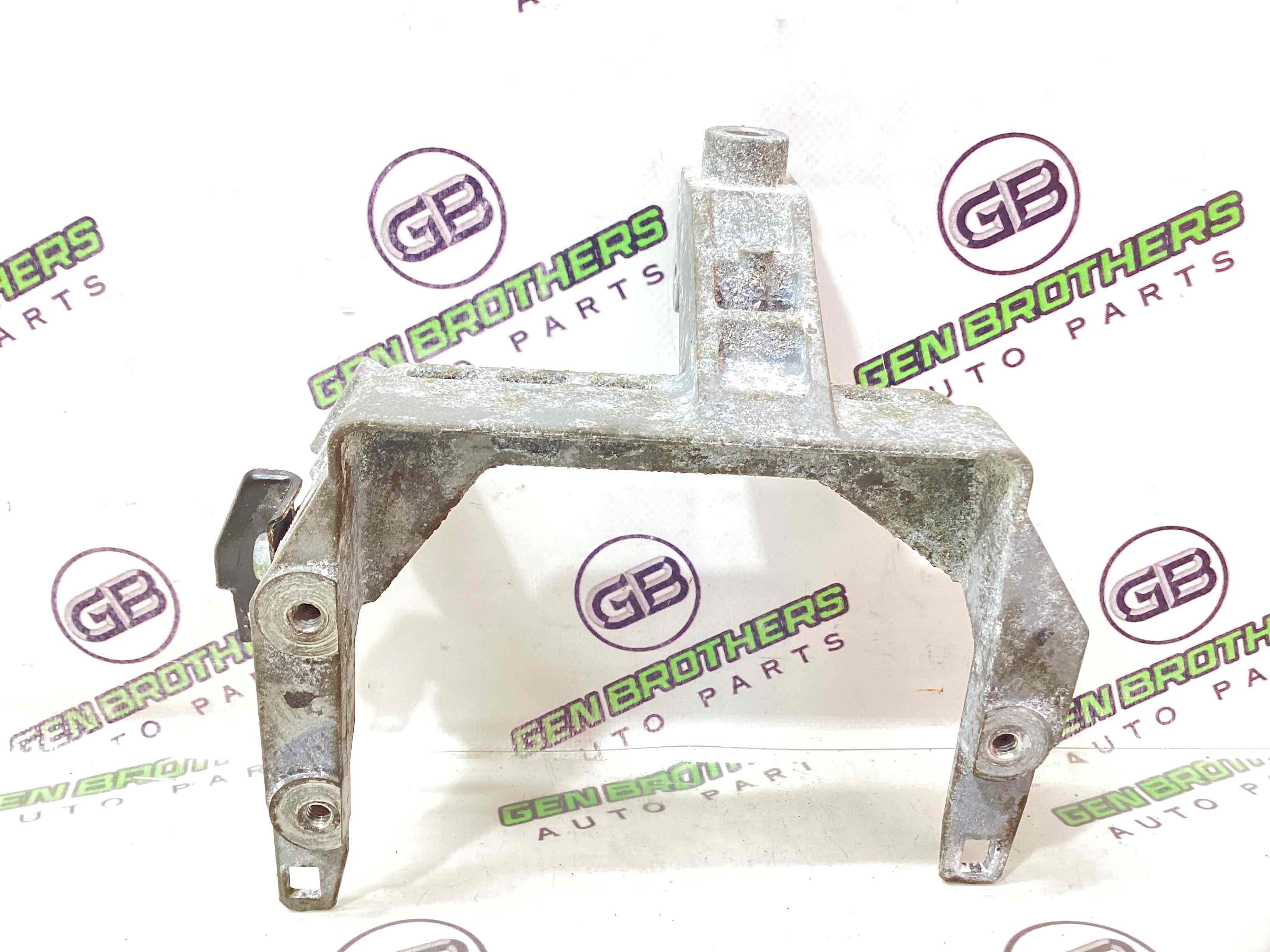 Кріплення, кронштейн