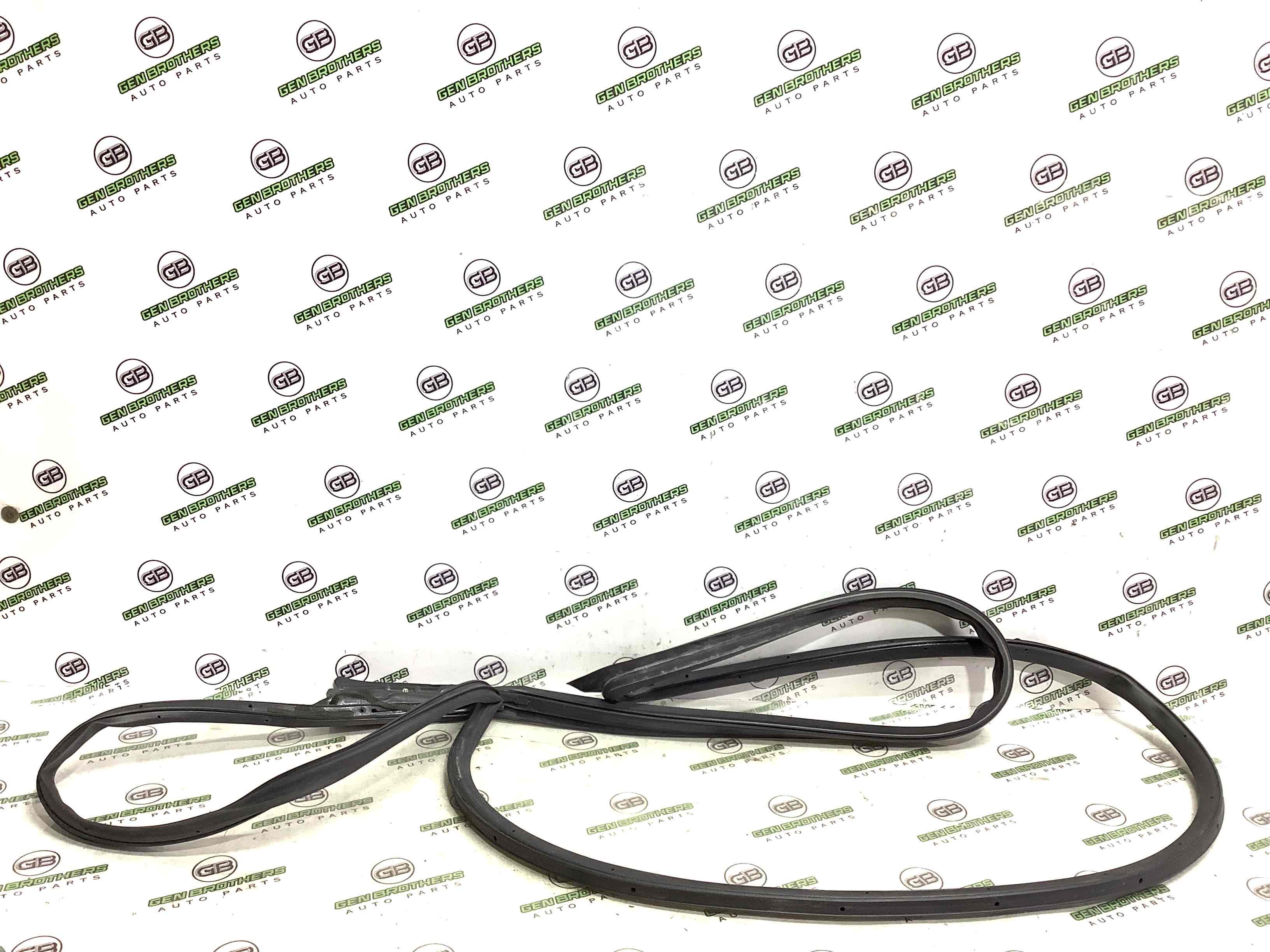 Ущільнювач скла, двері