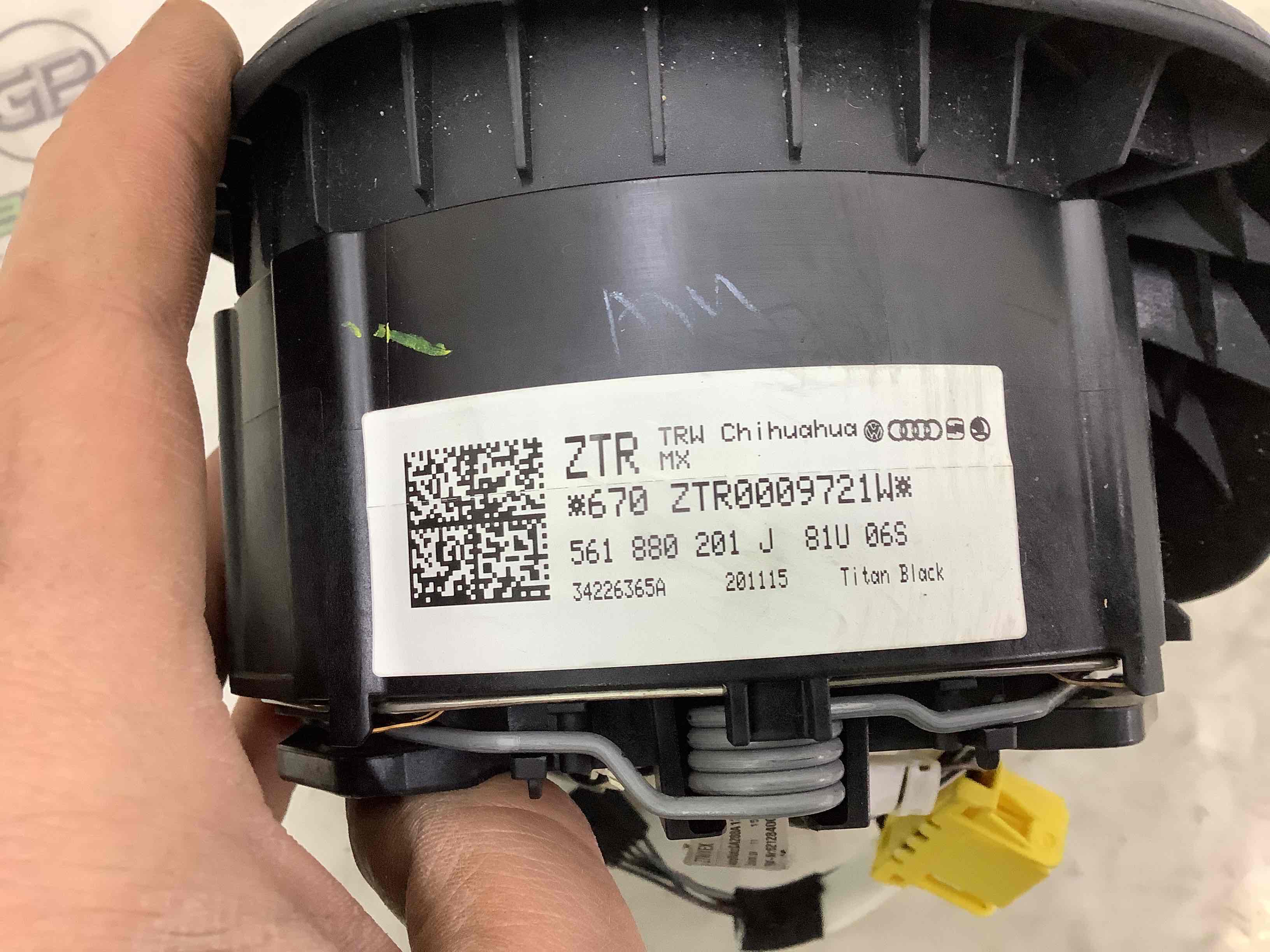 Подушка безпеки водія