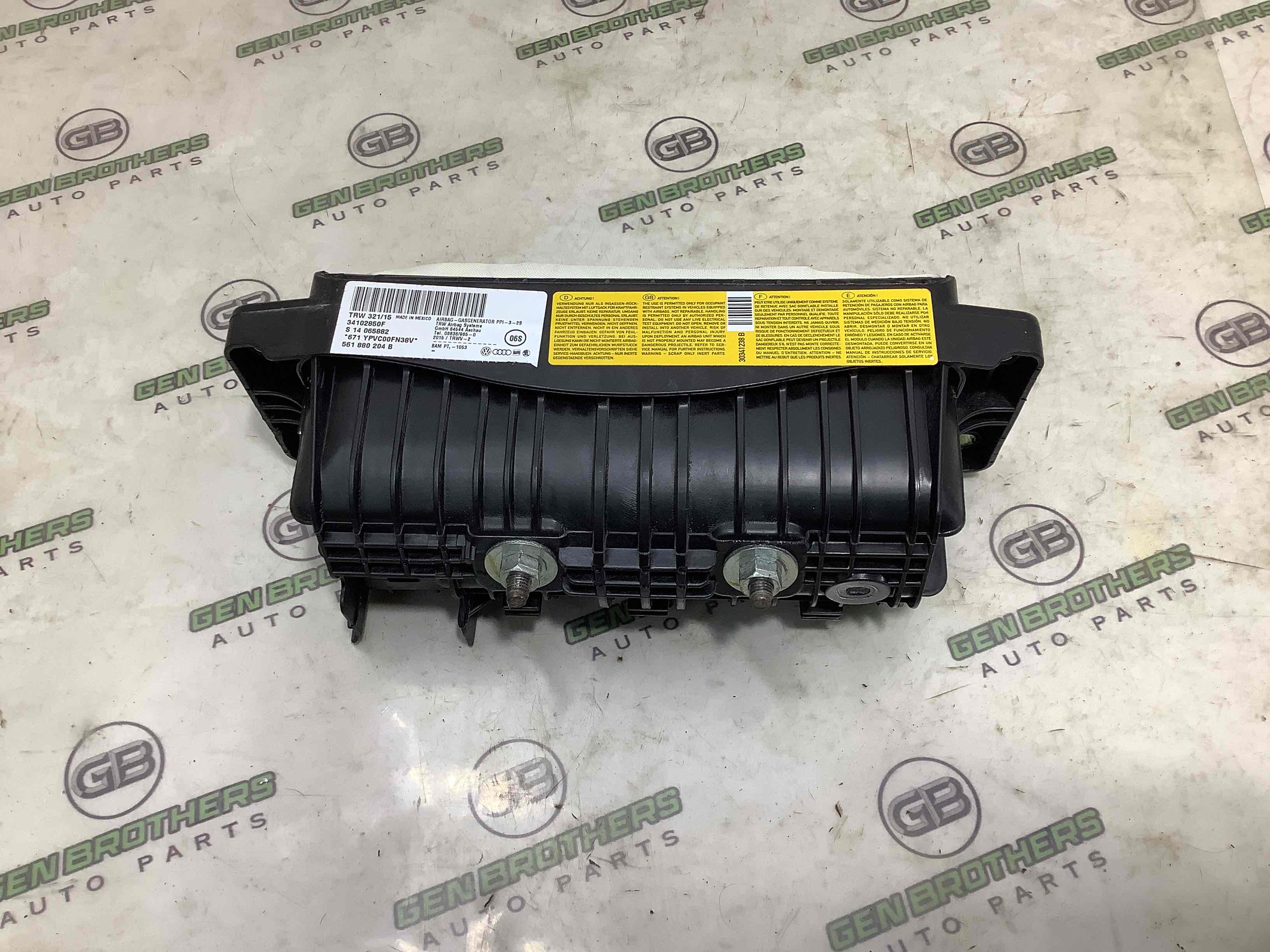 Подушка безпеки пасажира торпедо