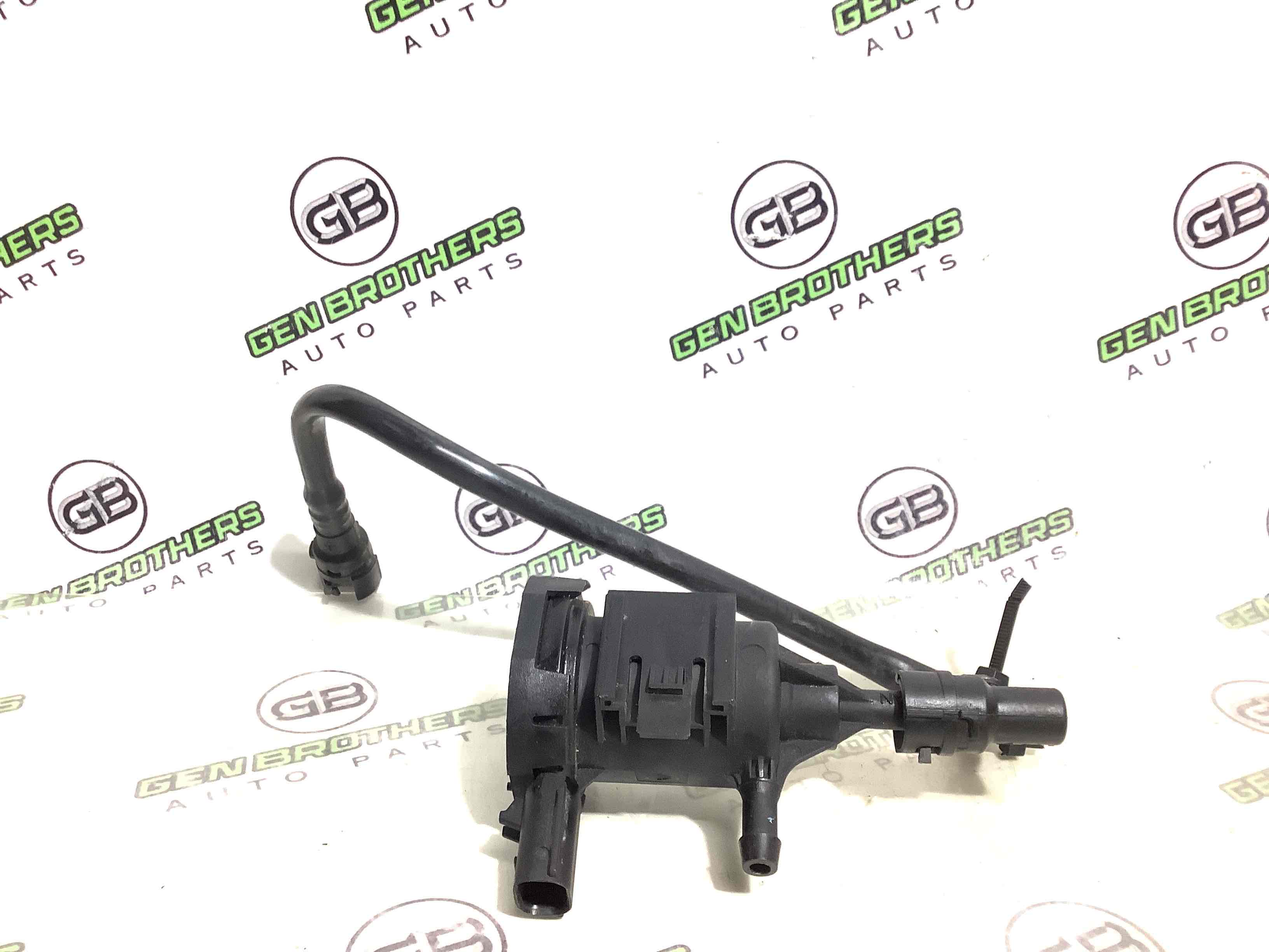 Клапан вентиляції паливного бака