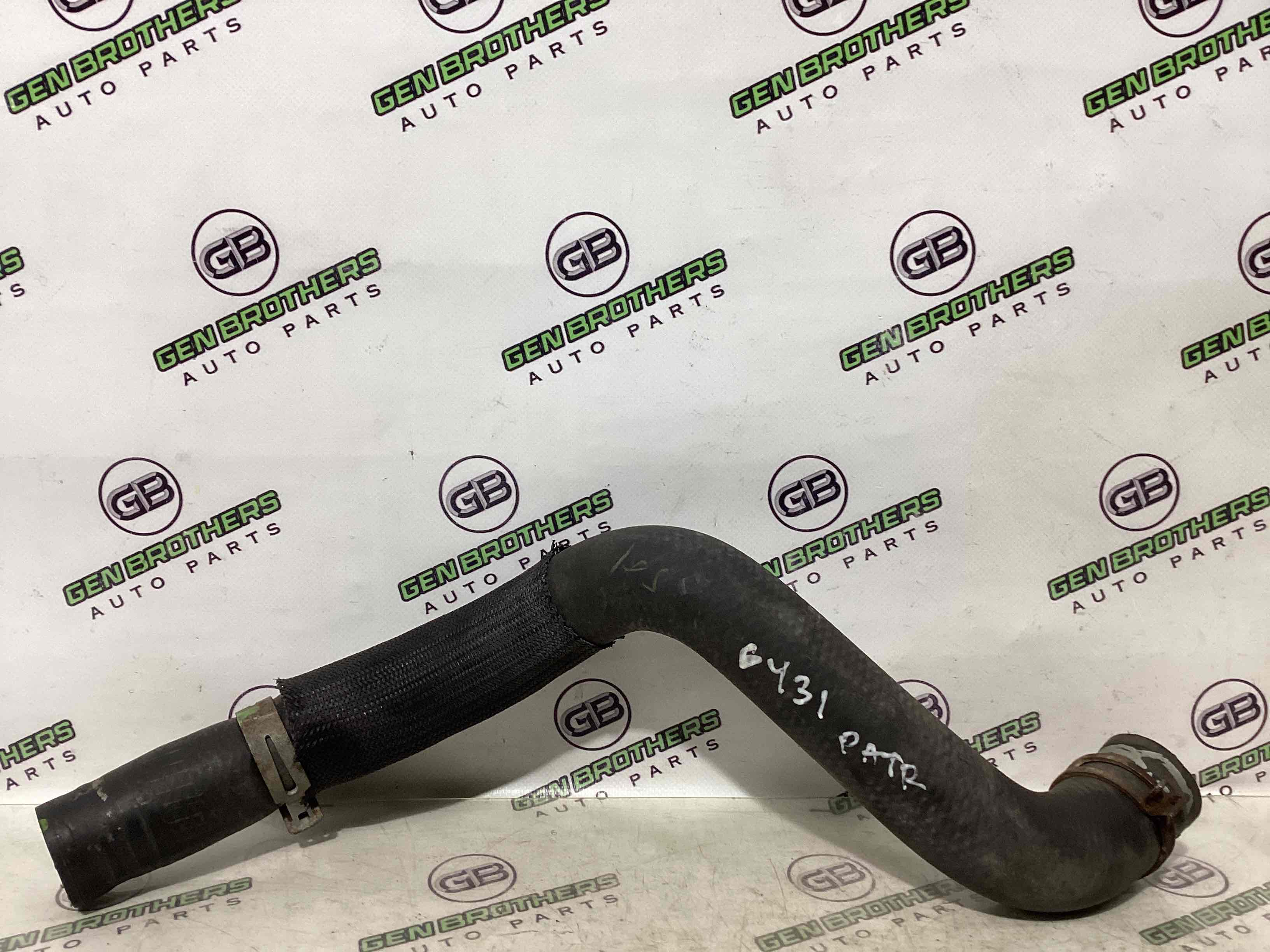 Патрубок радіаторів