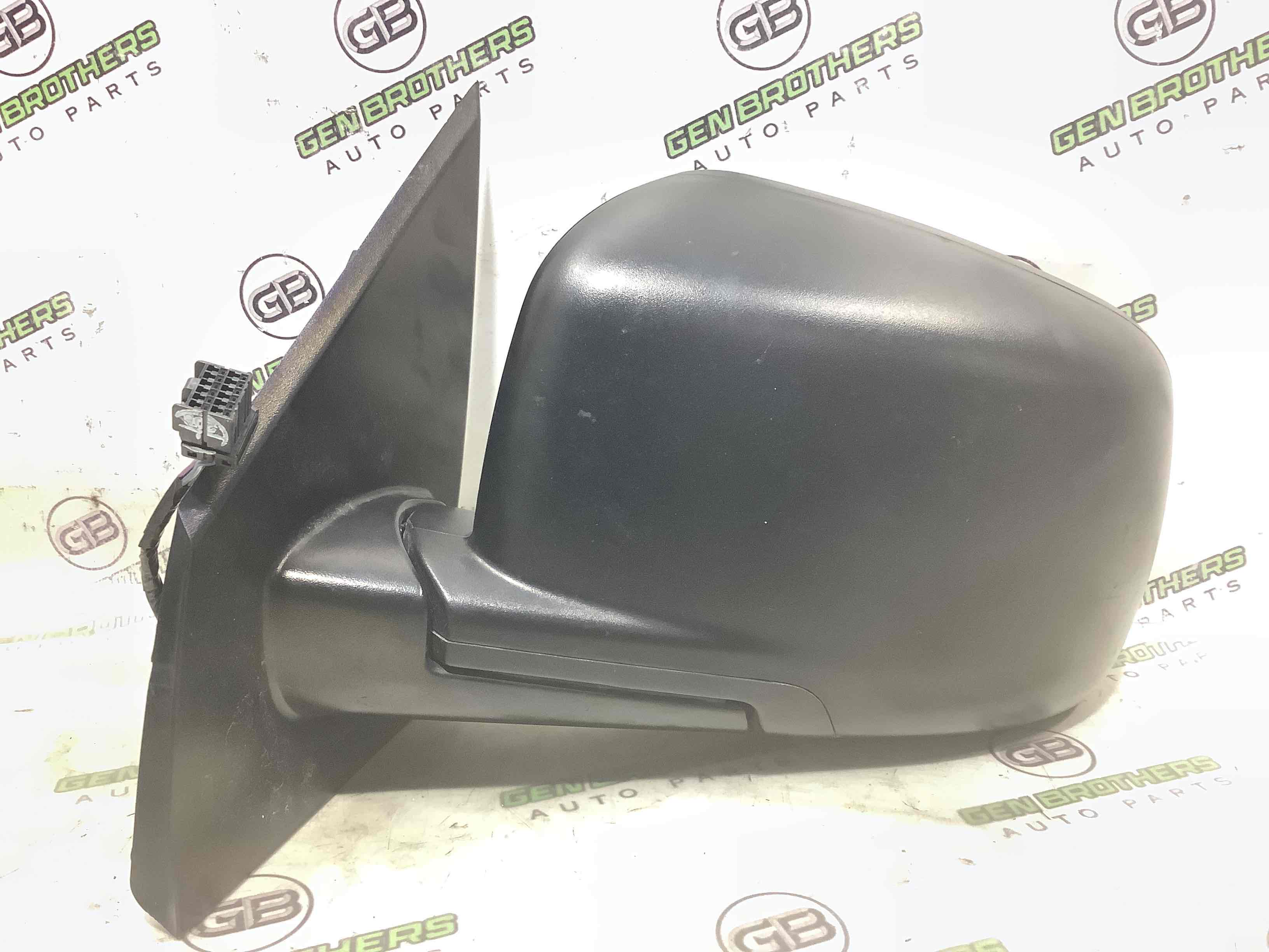 Зеркало внешнее левое