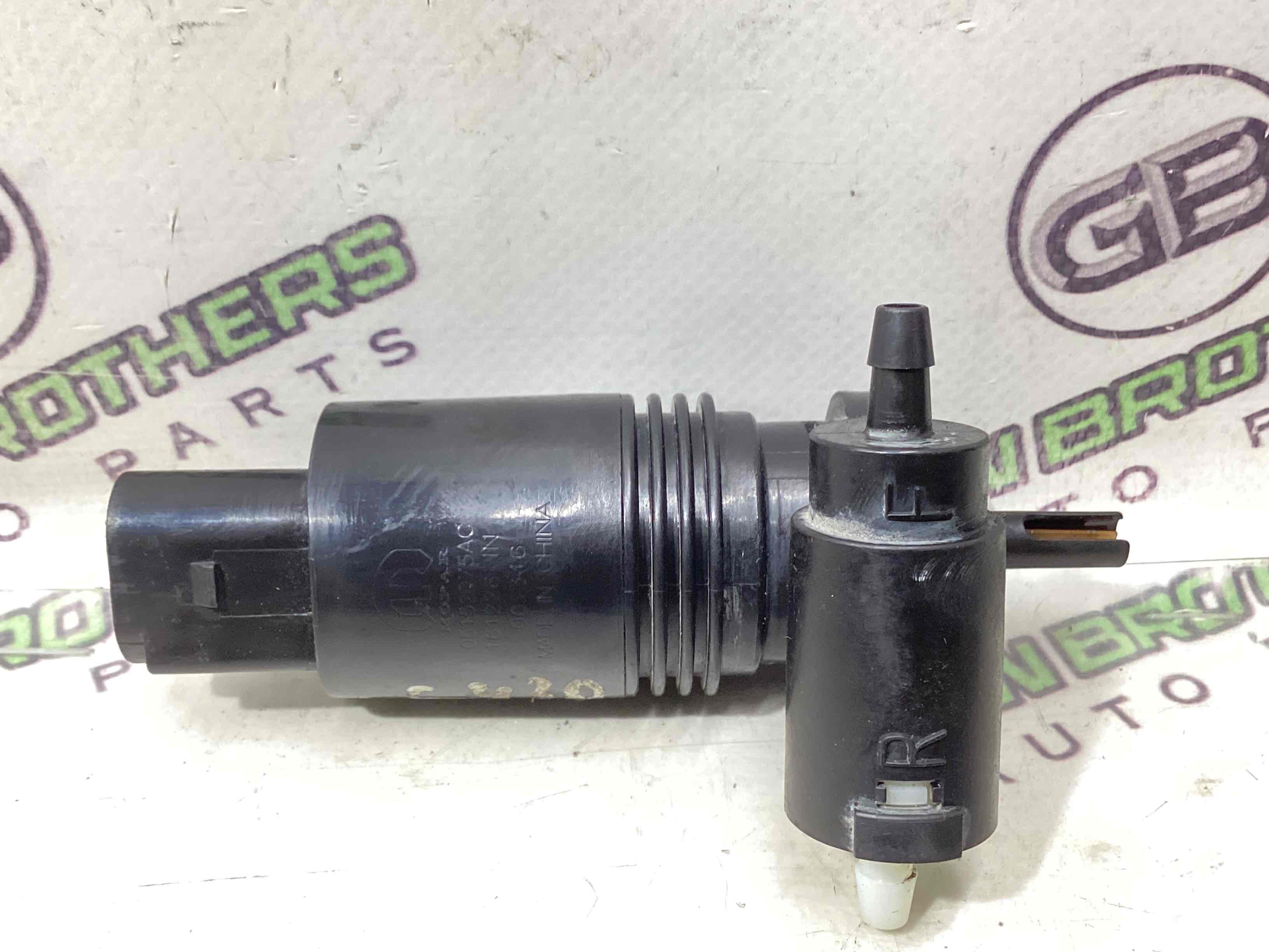 Форсунка омывателя, насос омывателя, шланг омывателя