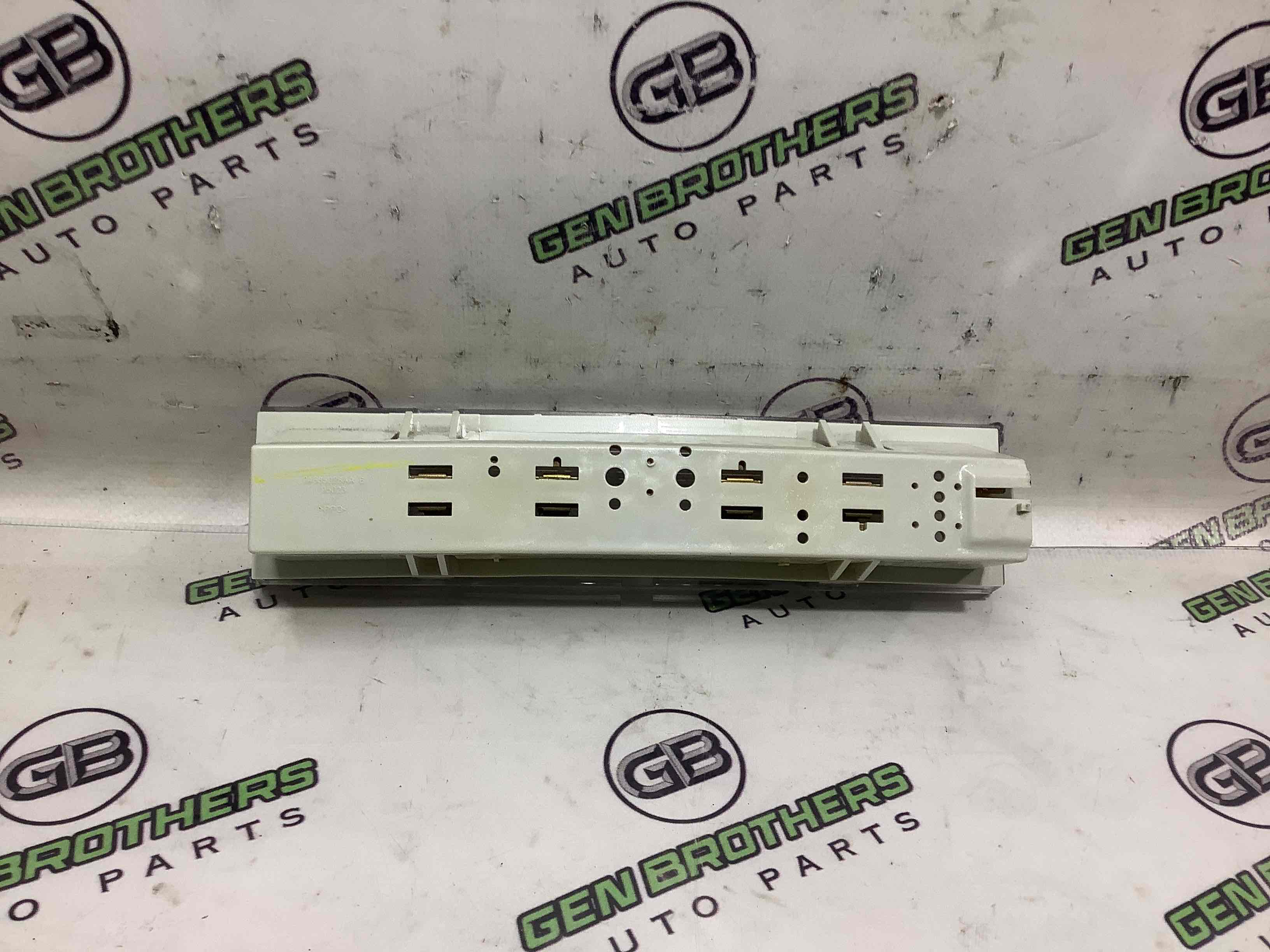 Фонарь салонный, плафон