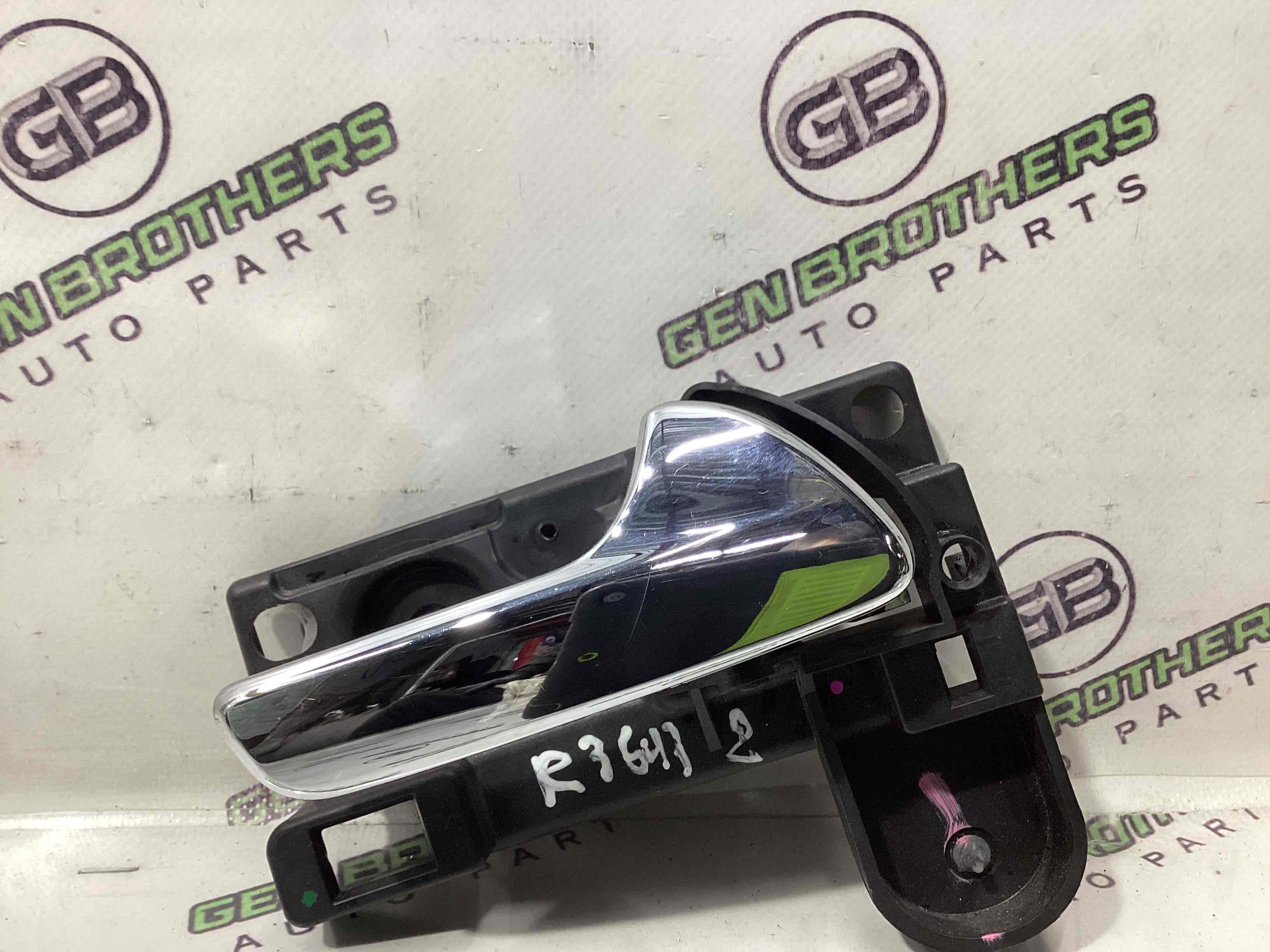 Ручка дверей салона внутренняя, поручень