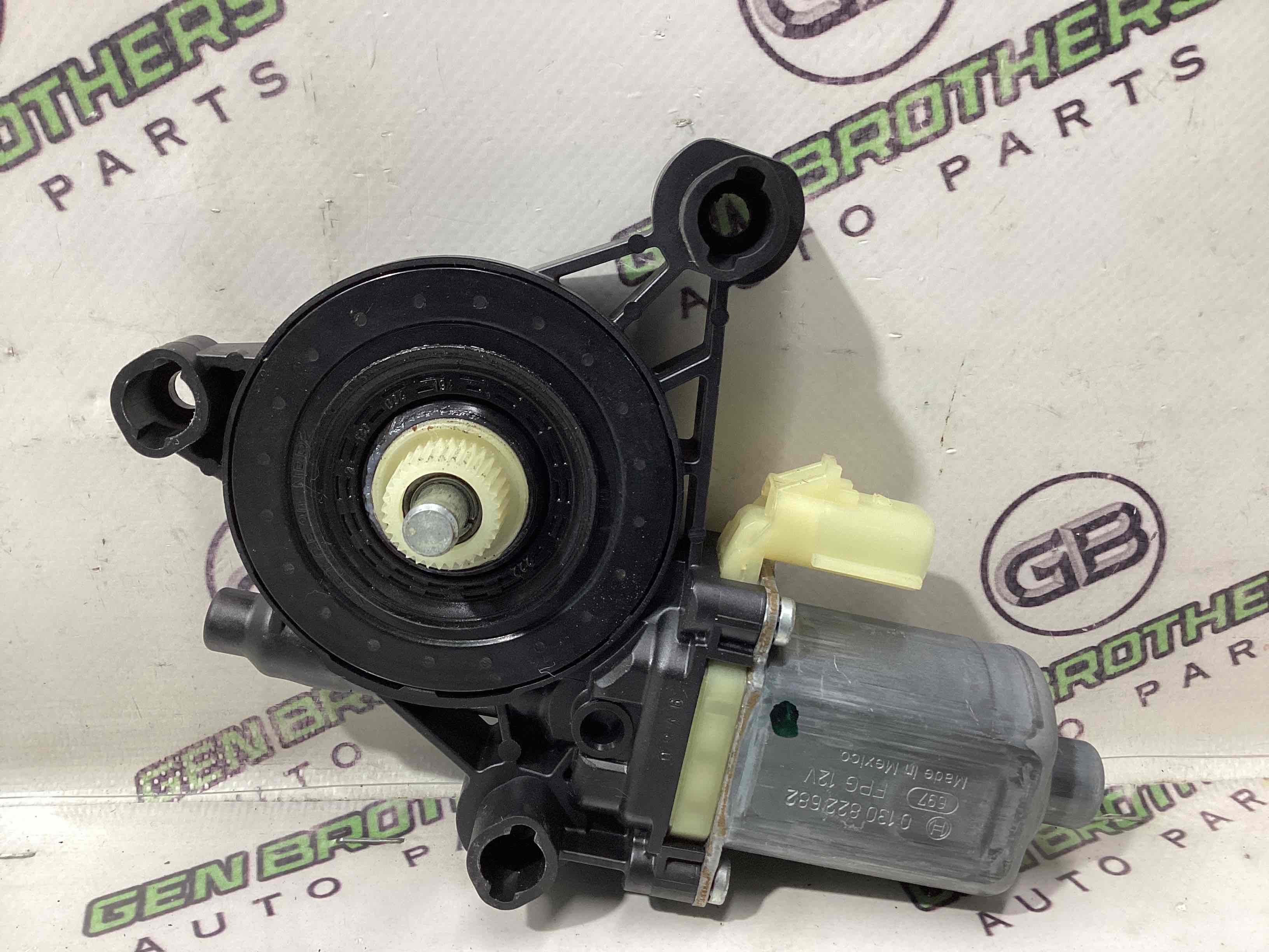 Моторчик стеклоподъемника