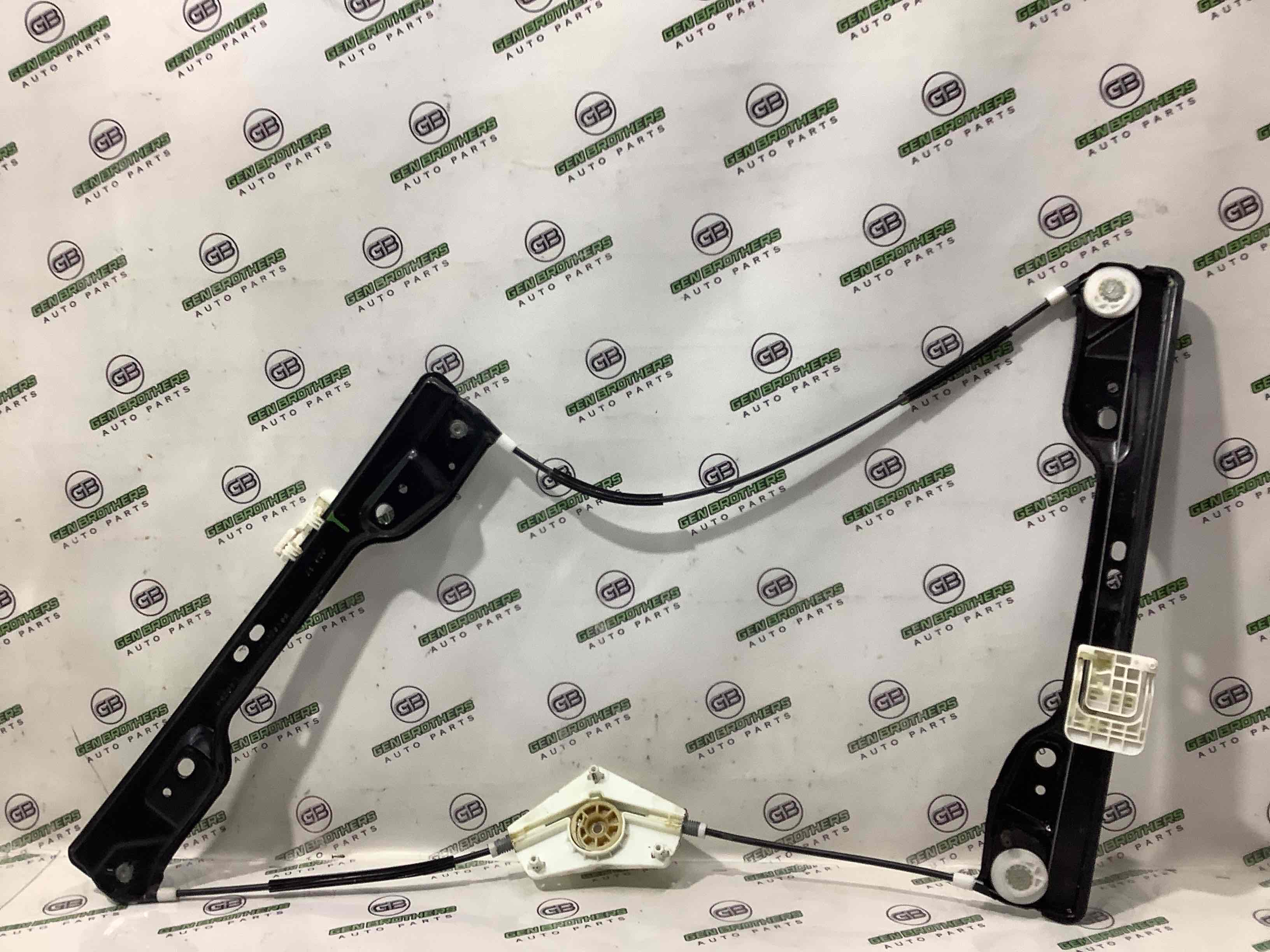 Стеклоподъемник задний левый