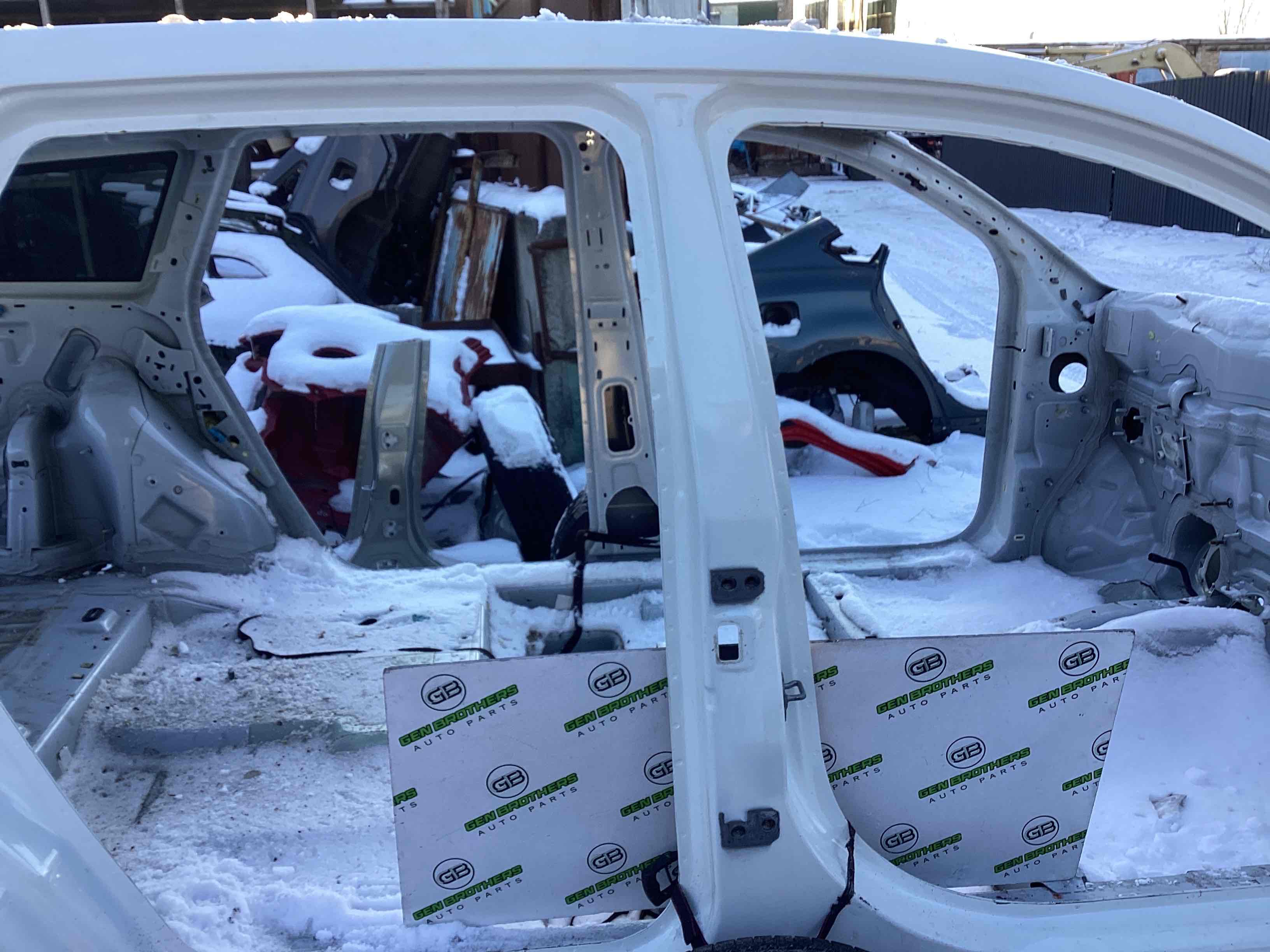 Стойки кузова и пороги