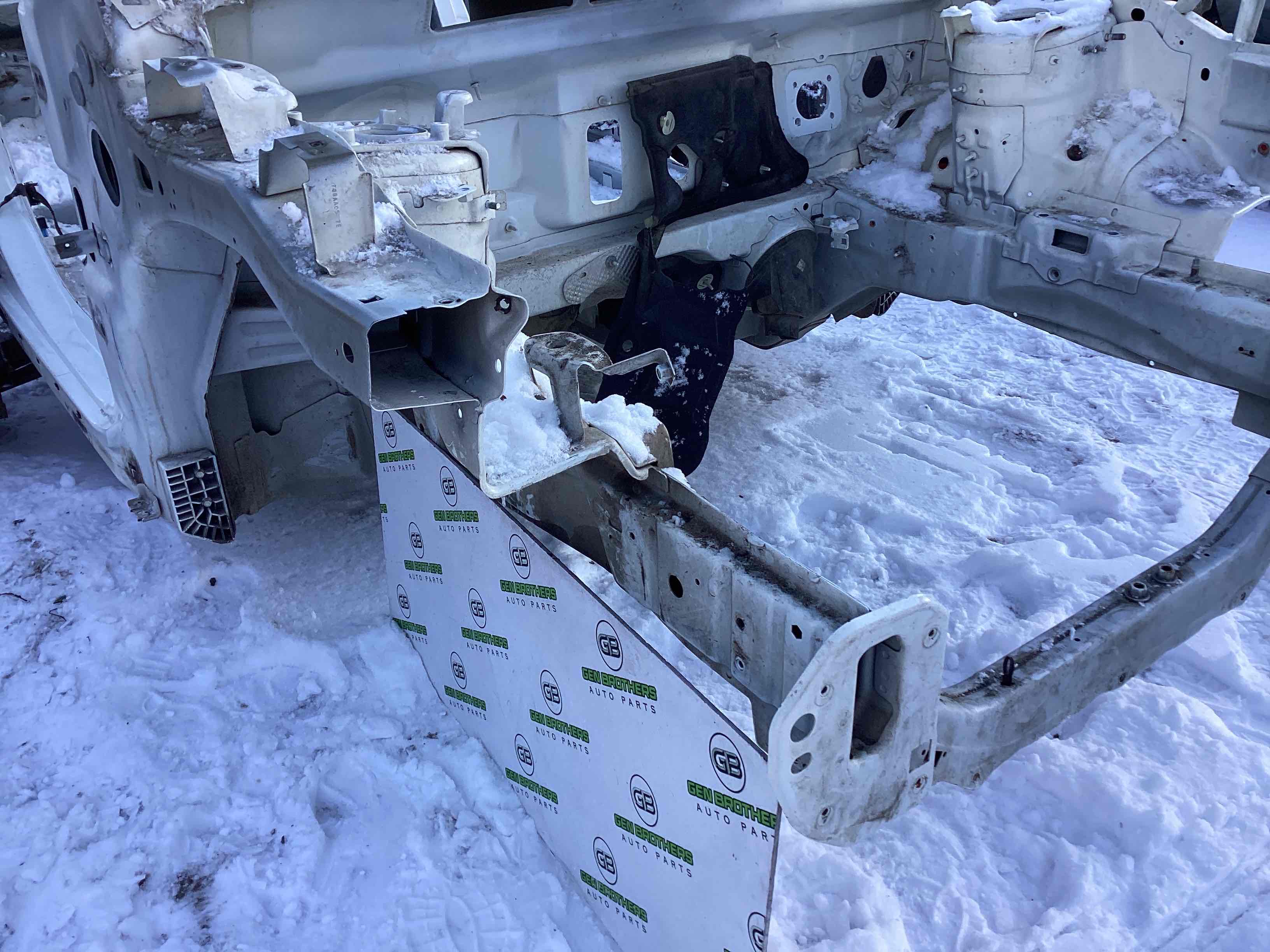 Четверть передняя правая