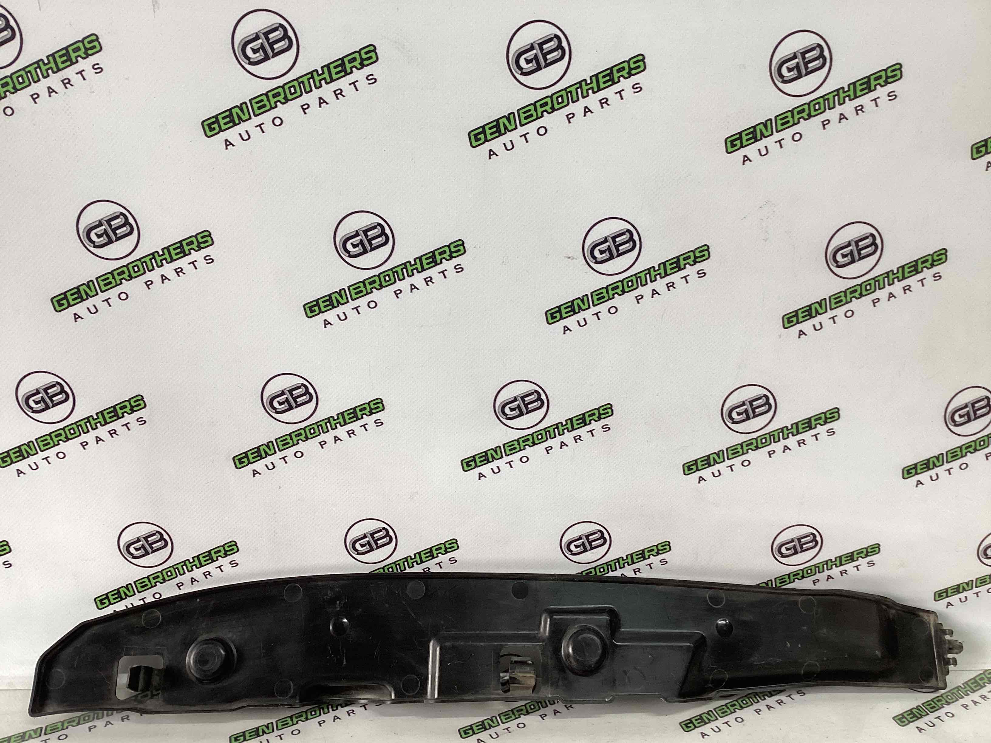 Ізолятор крила, ущільнювач та повітропровід крила