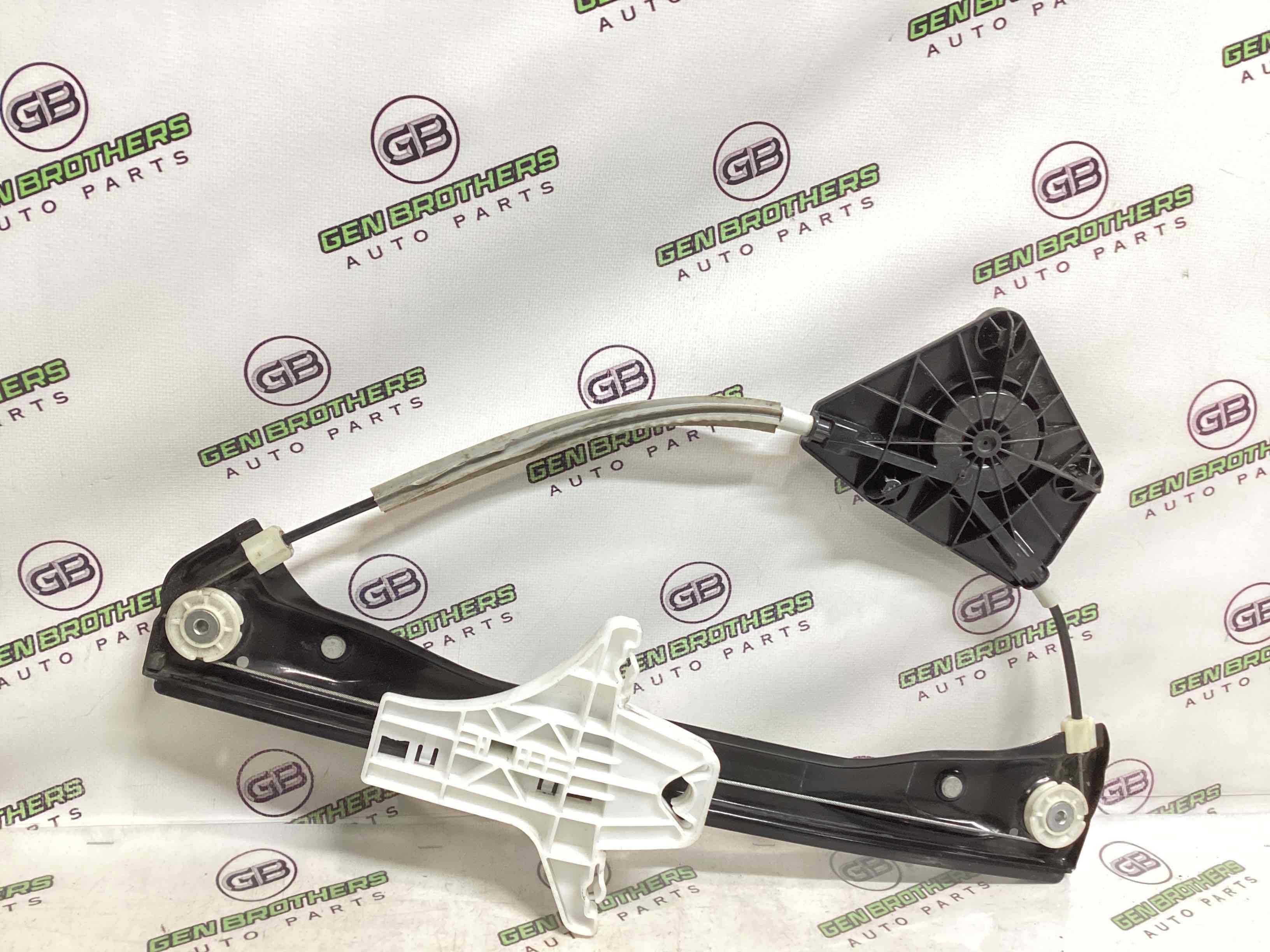 Склопідйомник задній лівий