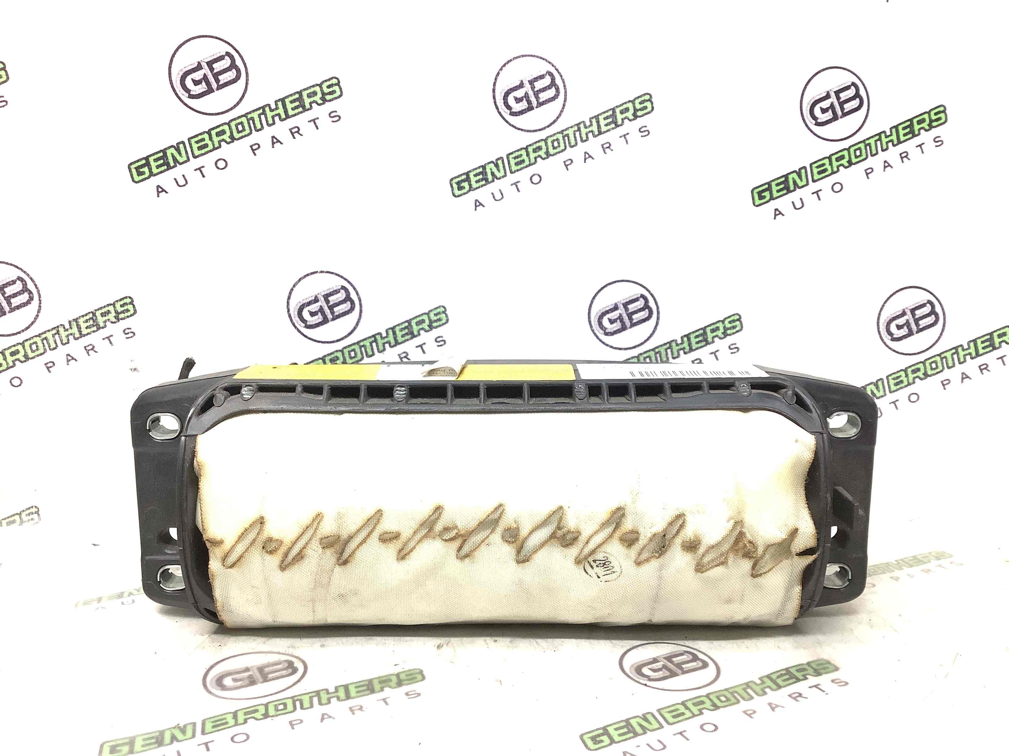 Подушка безпеки пасажира торпедо