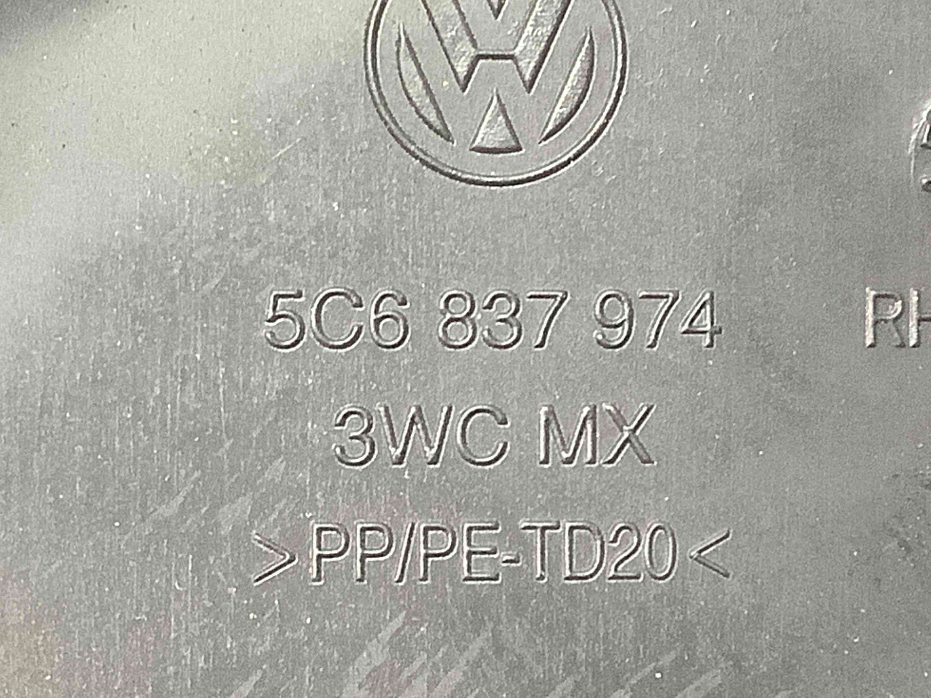 Корпус, накладка, кріплення правого дзеркала