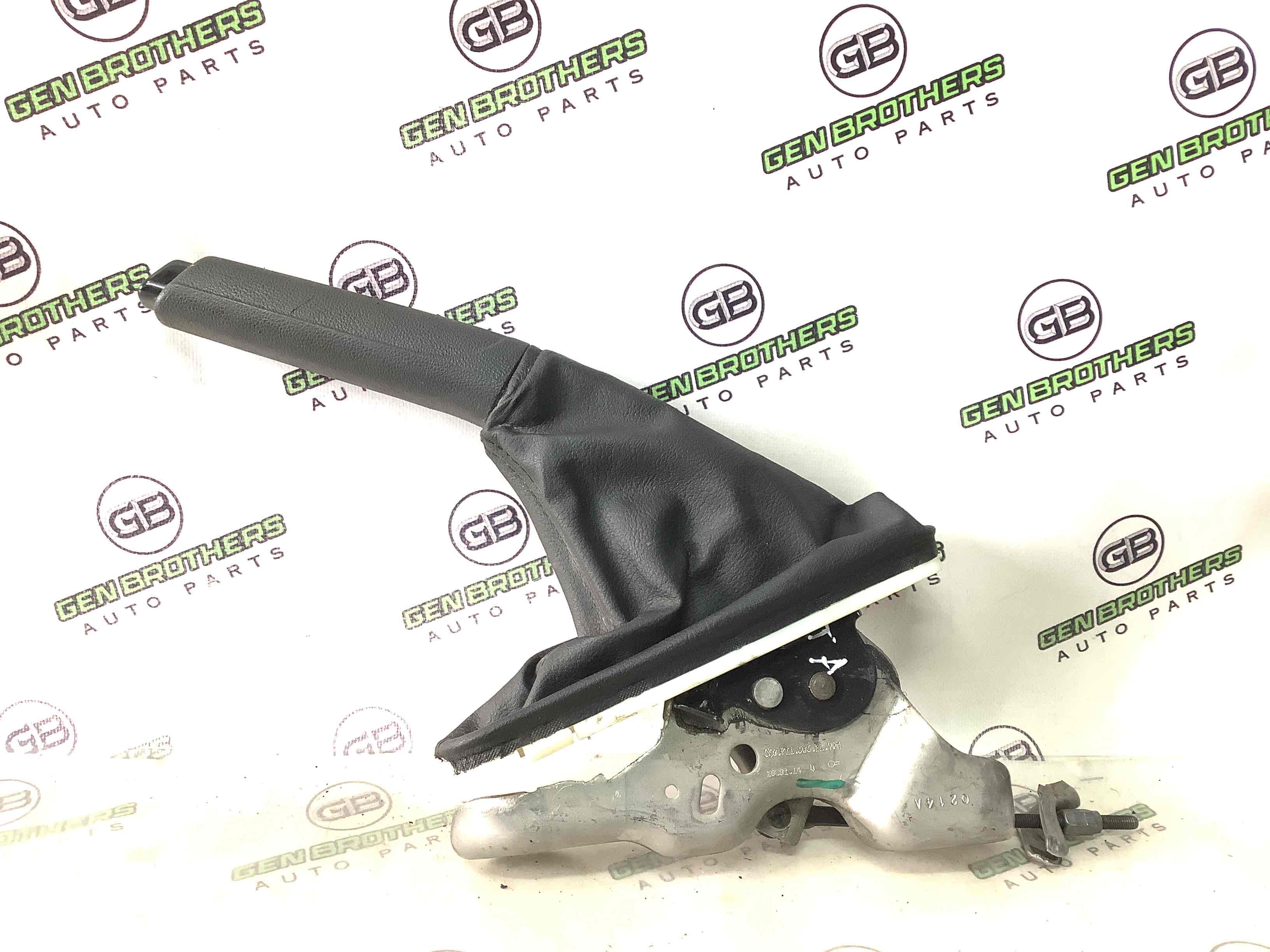 Важель ручного гальма