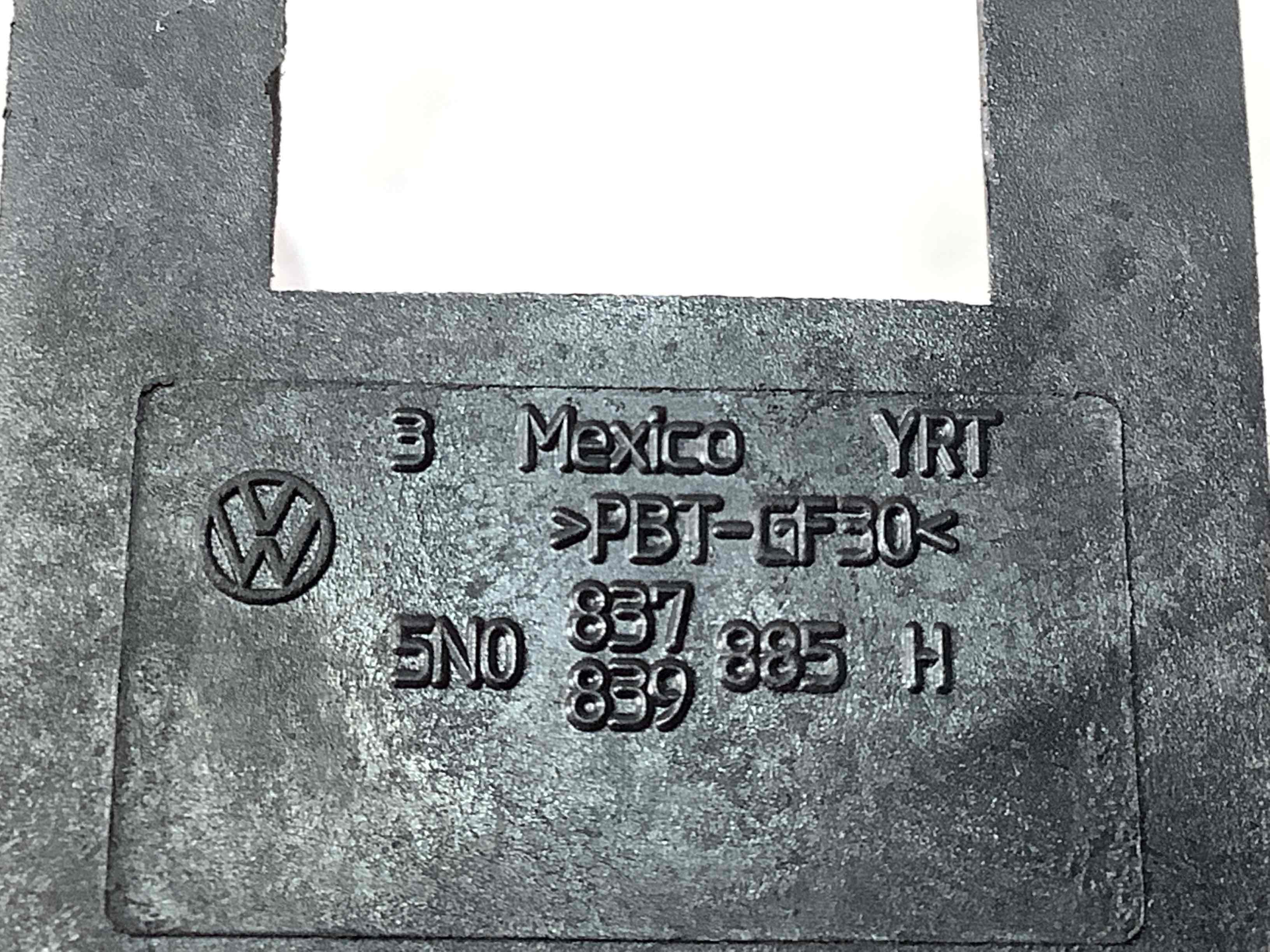 Кронштейн ручки дверей