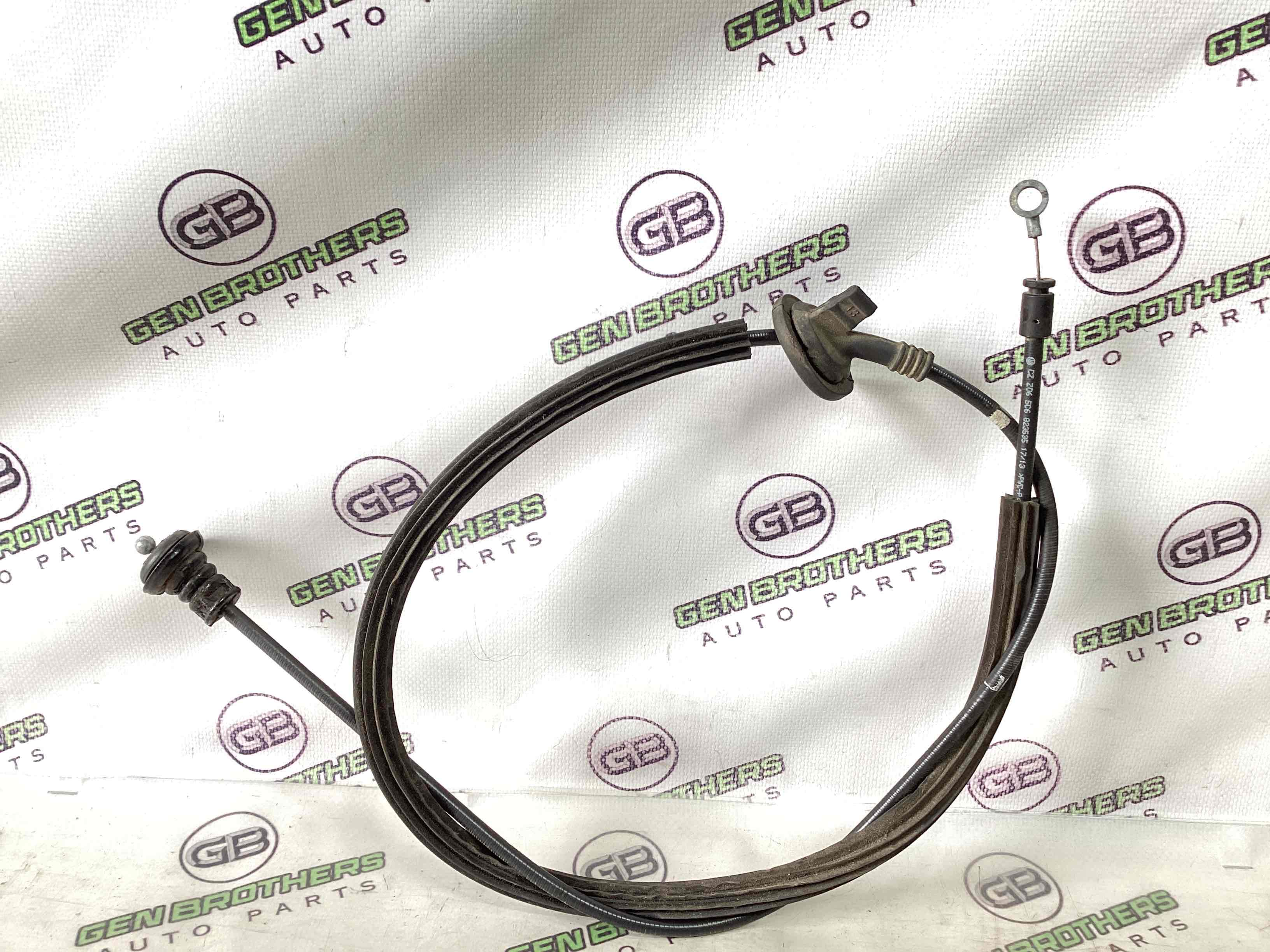 Замок капота, трос капота