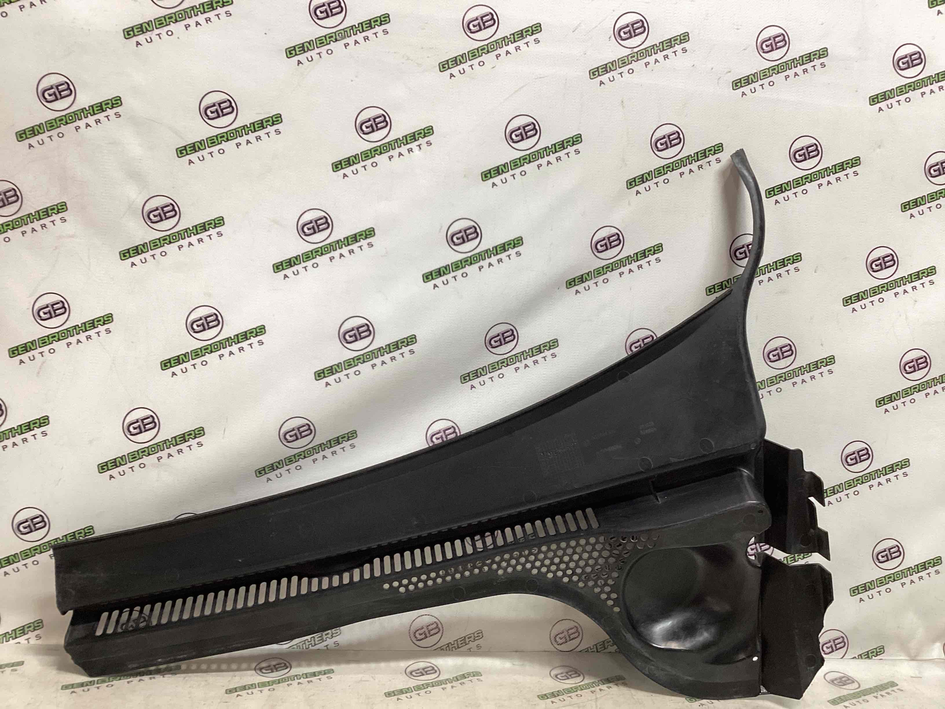 Жабо трапеції двірників, кріплення жабо