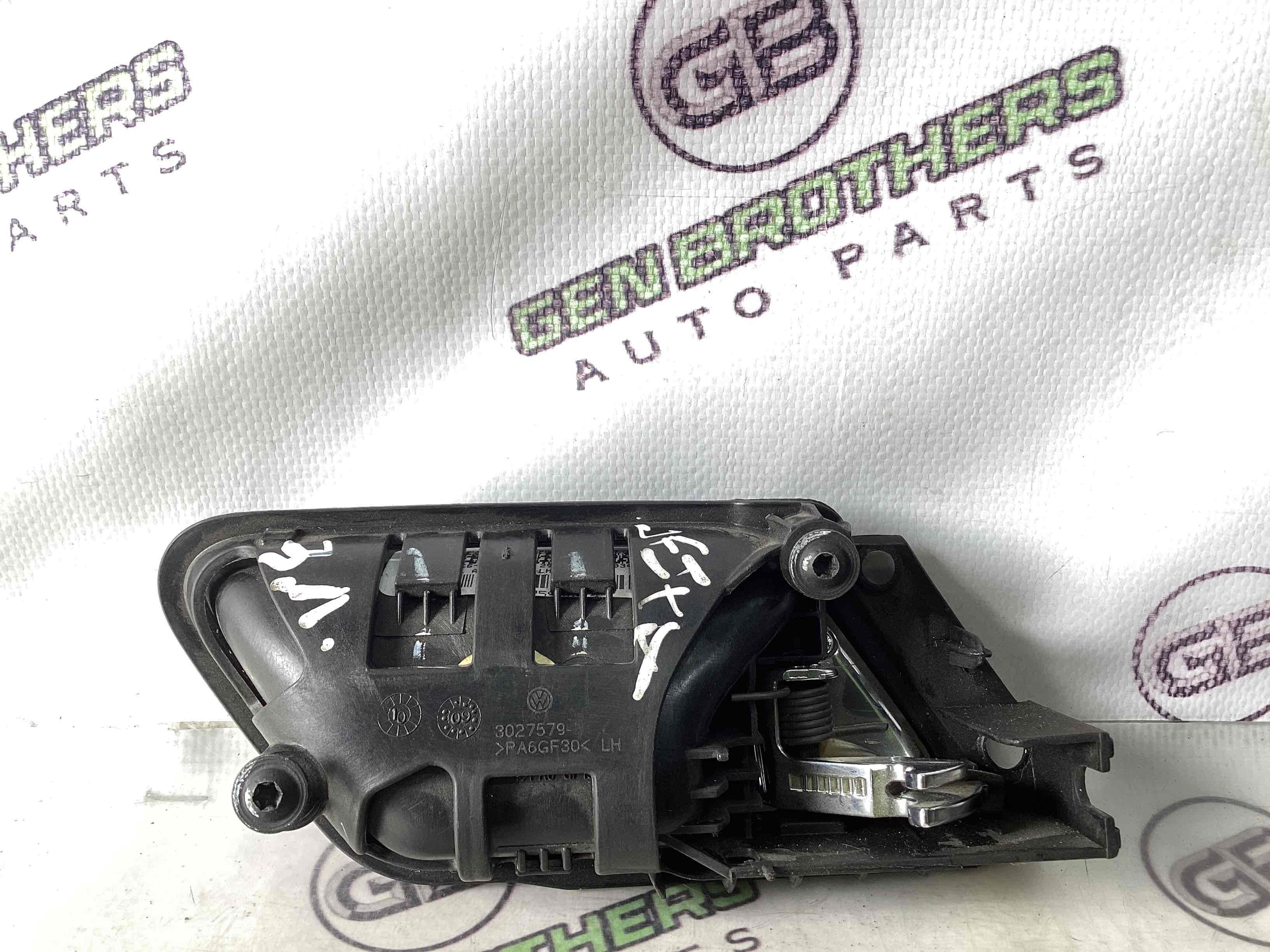 Ручка дверей салону внутрішня, поручень