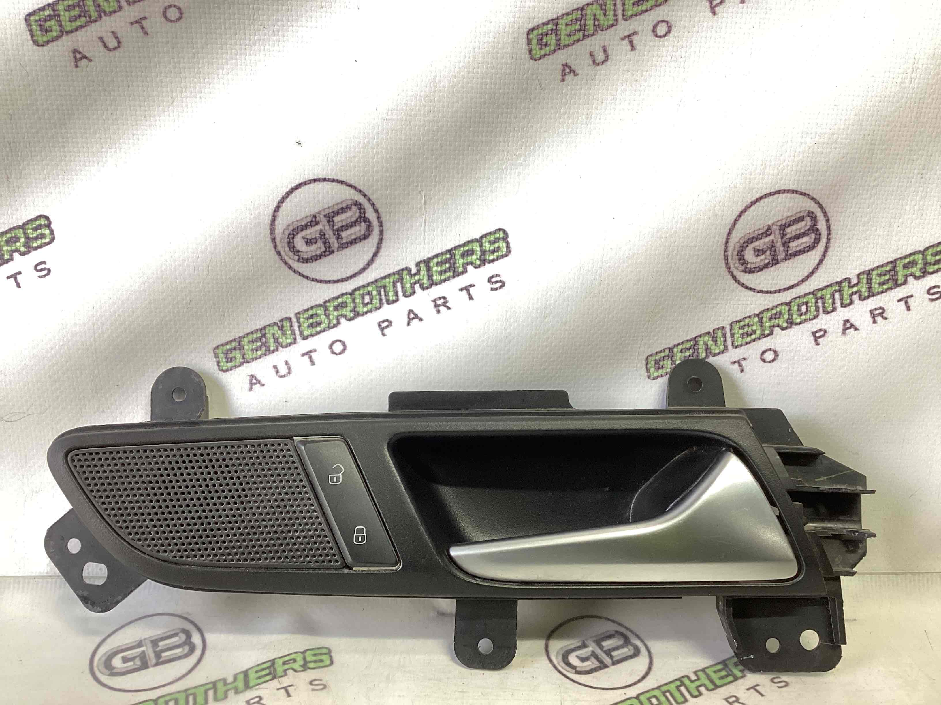 Ручка дверей салону внутрішня, поручень