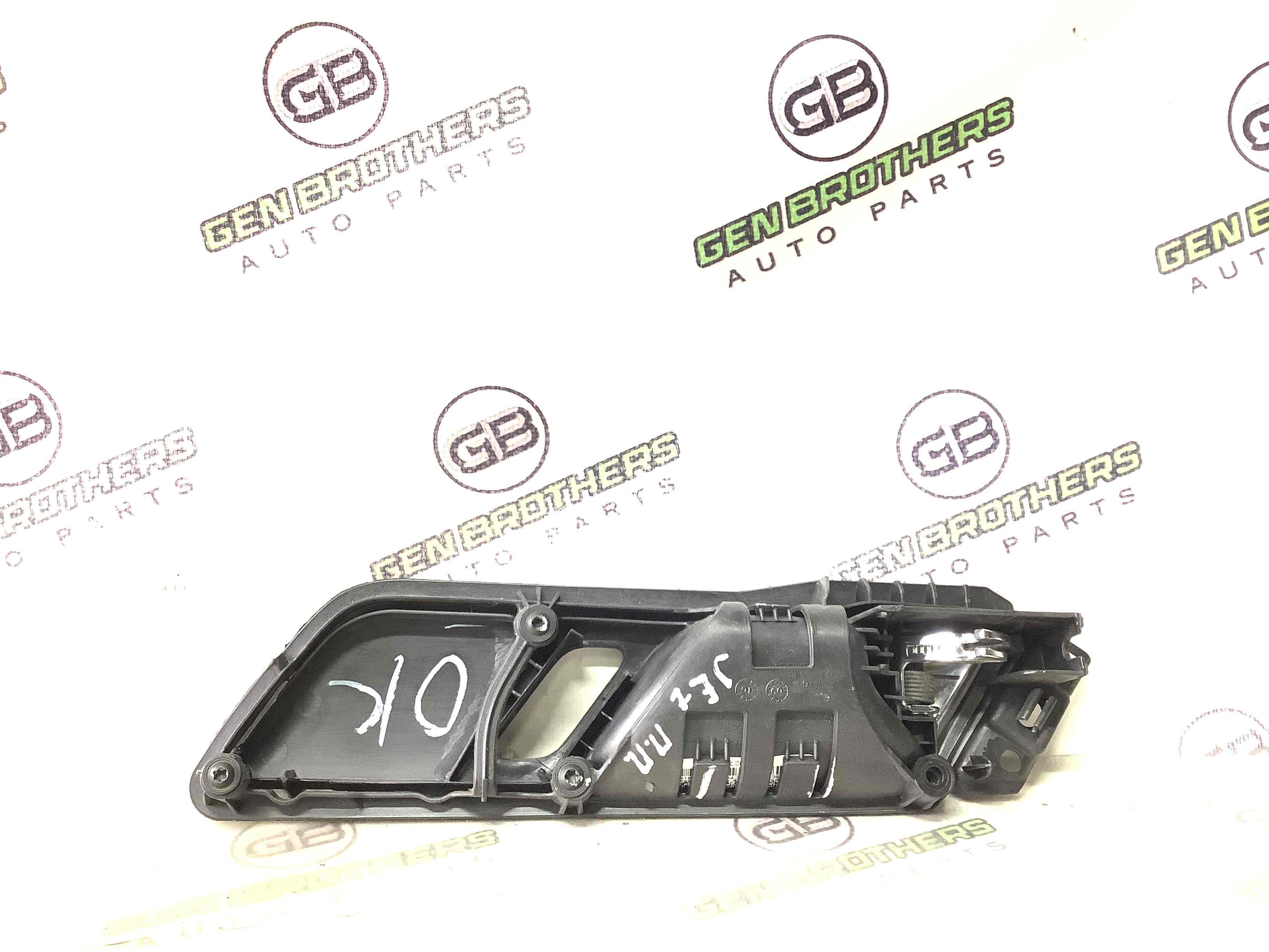 Ручка дверей салону внутрішня, поручень