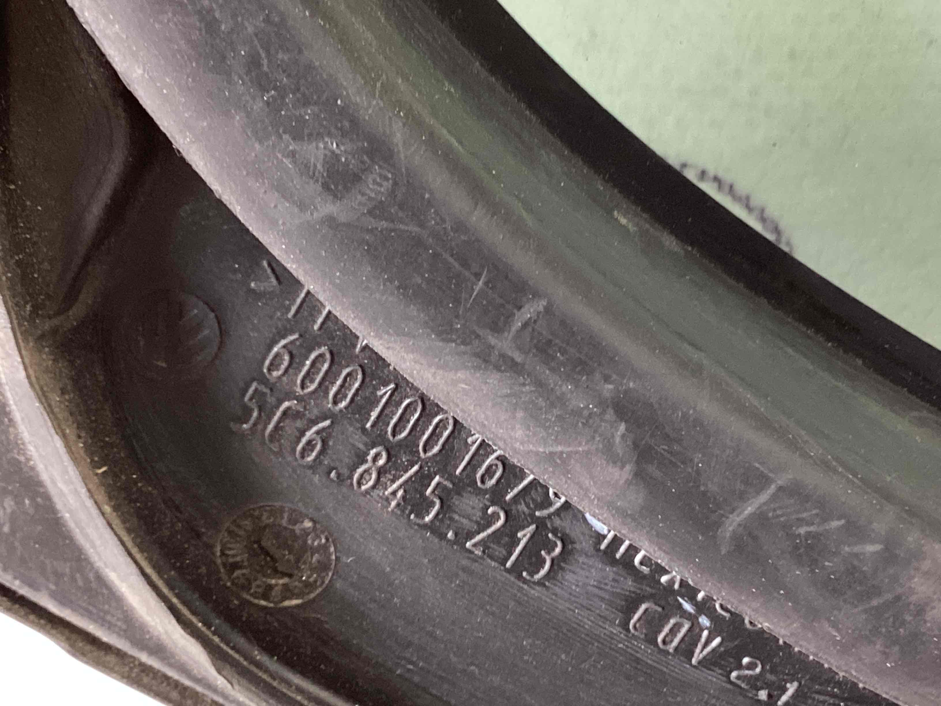 Скло дверей трикутник кватирка