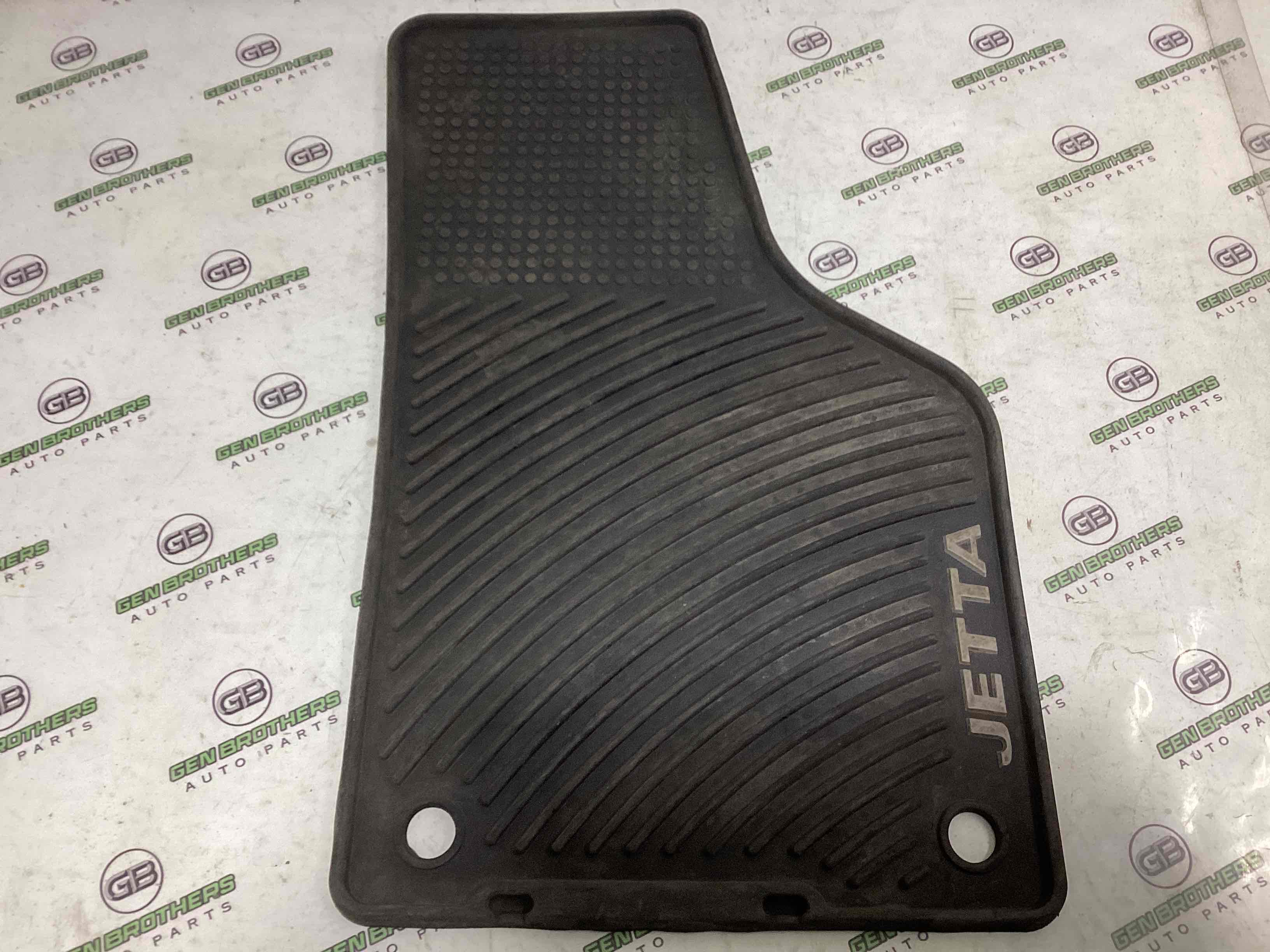 Килимки комплекти, підлога салону