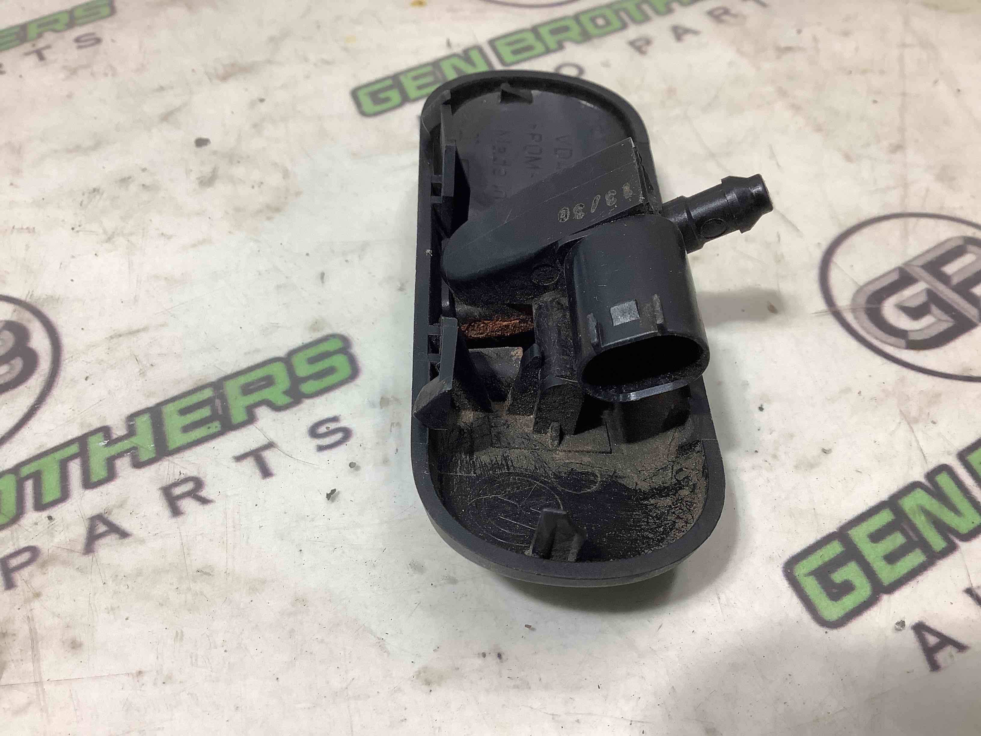 Форсунка омивача, насос омивача, шланг омивача