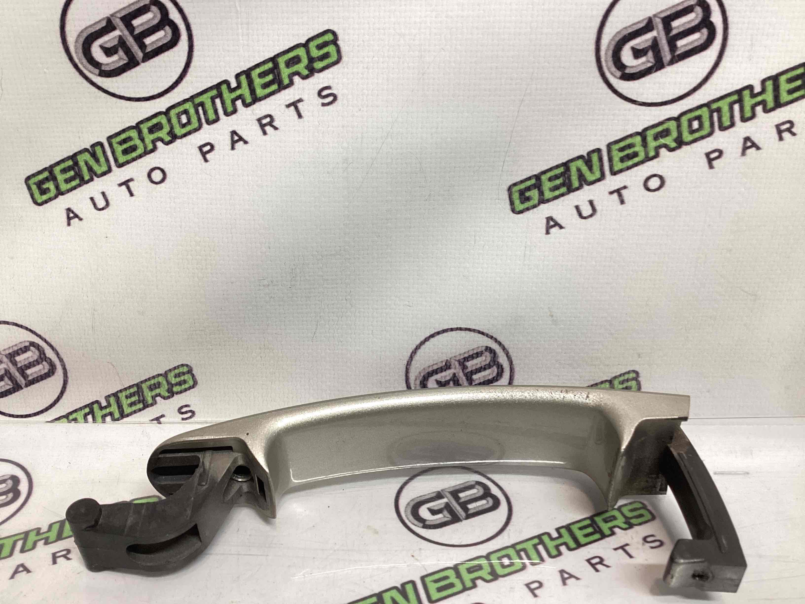 Ручка двері зовнішня