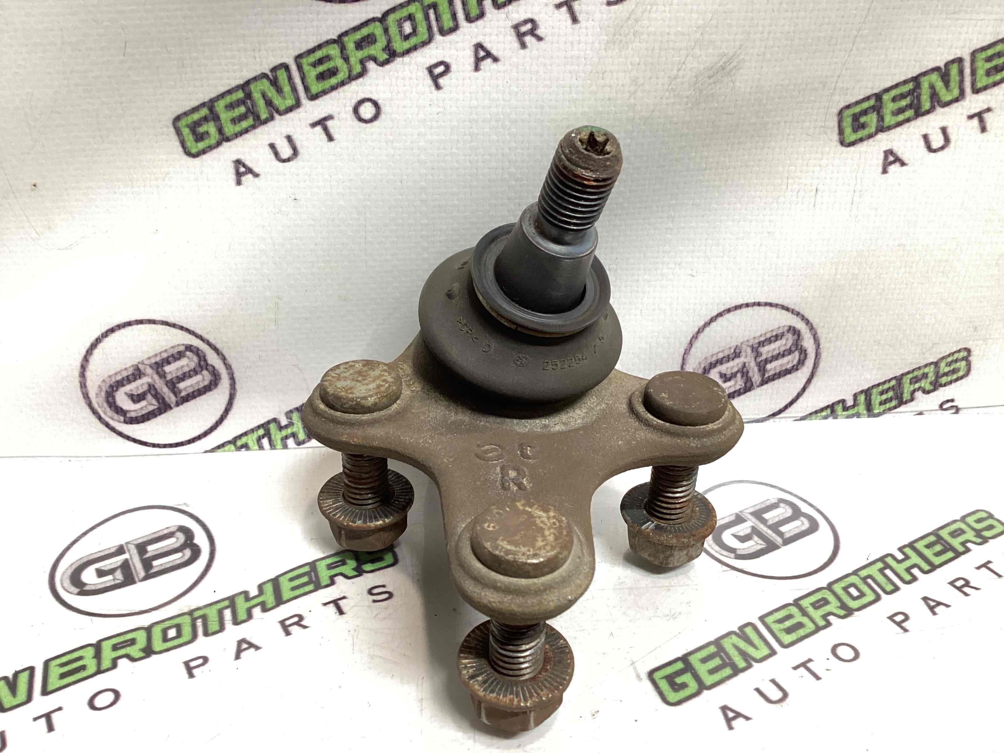 Кульова опора