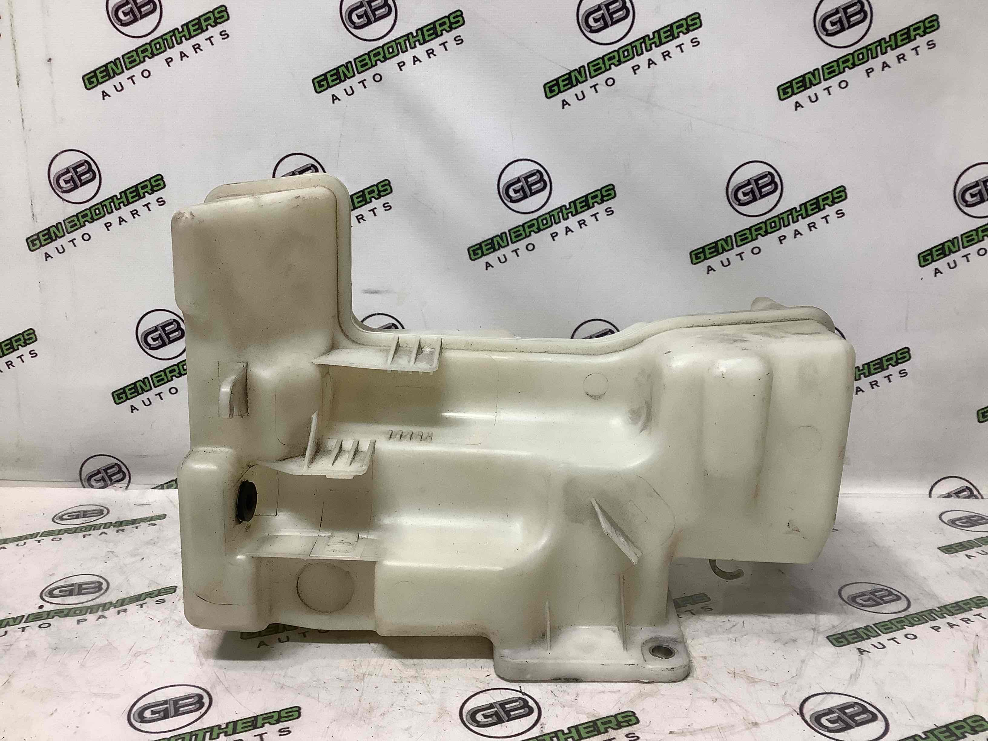 Бачок омивача