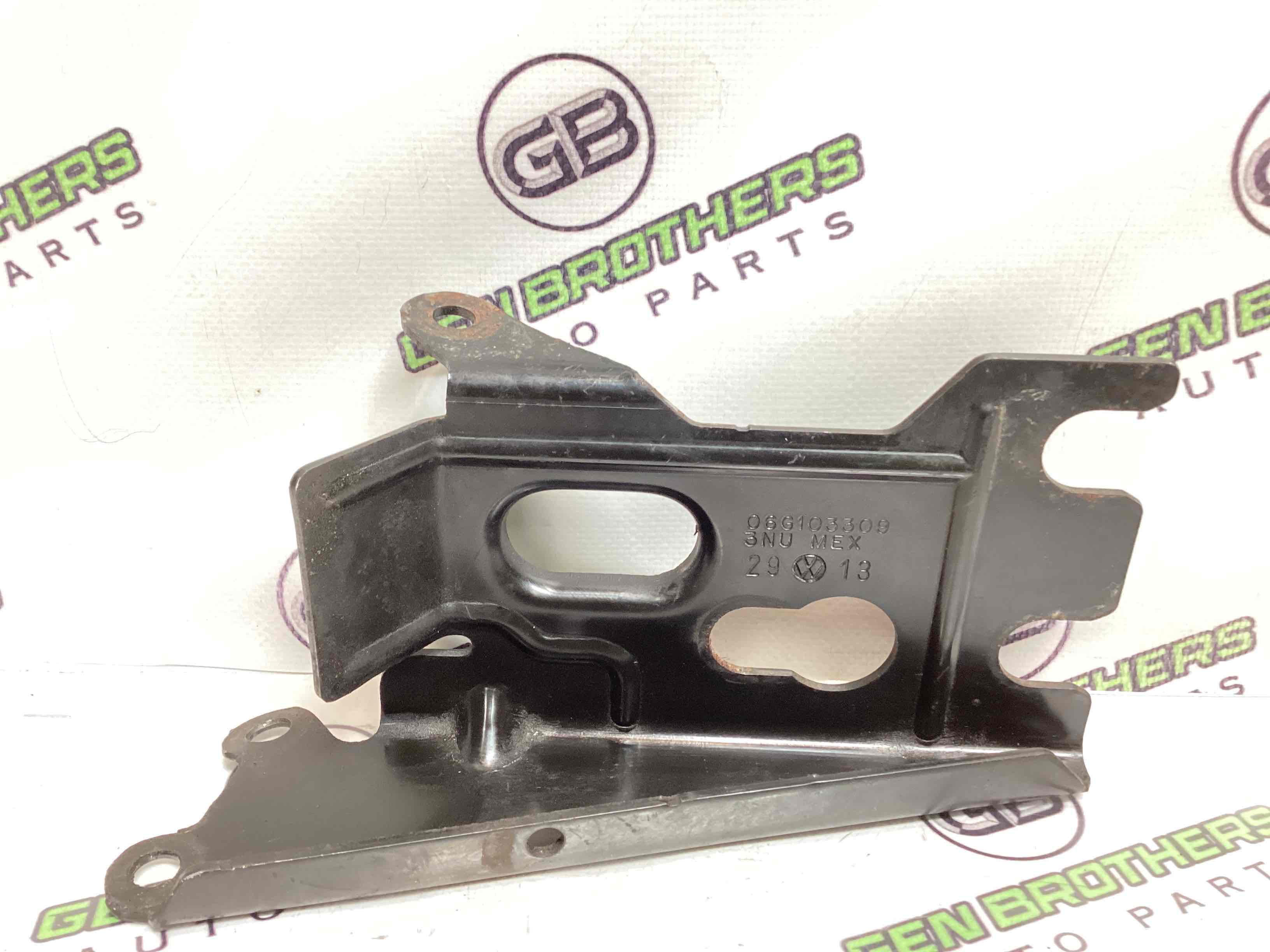 Кріплення, кронштейн