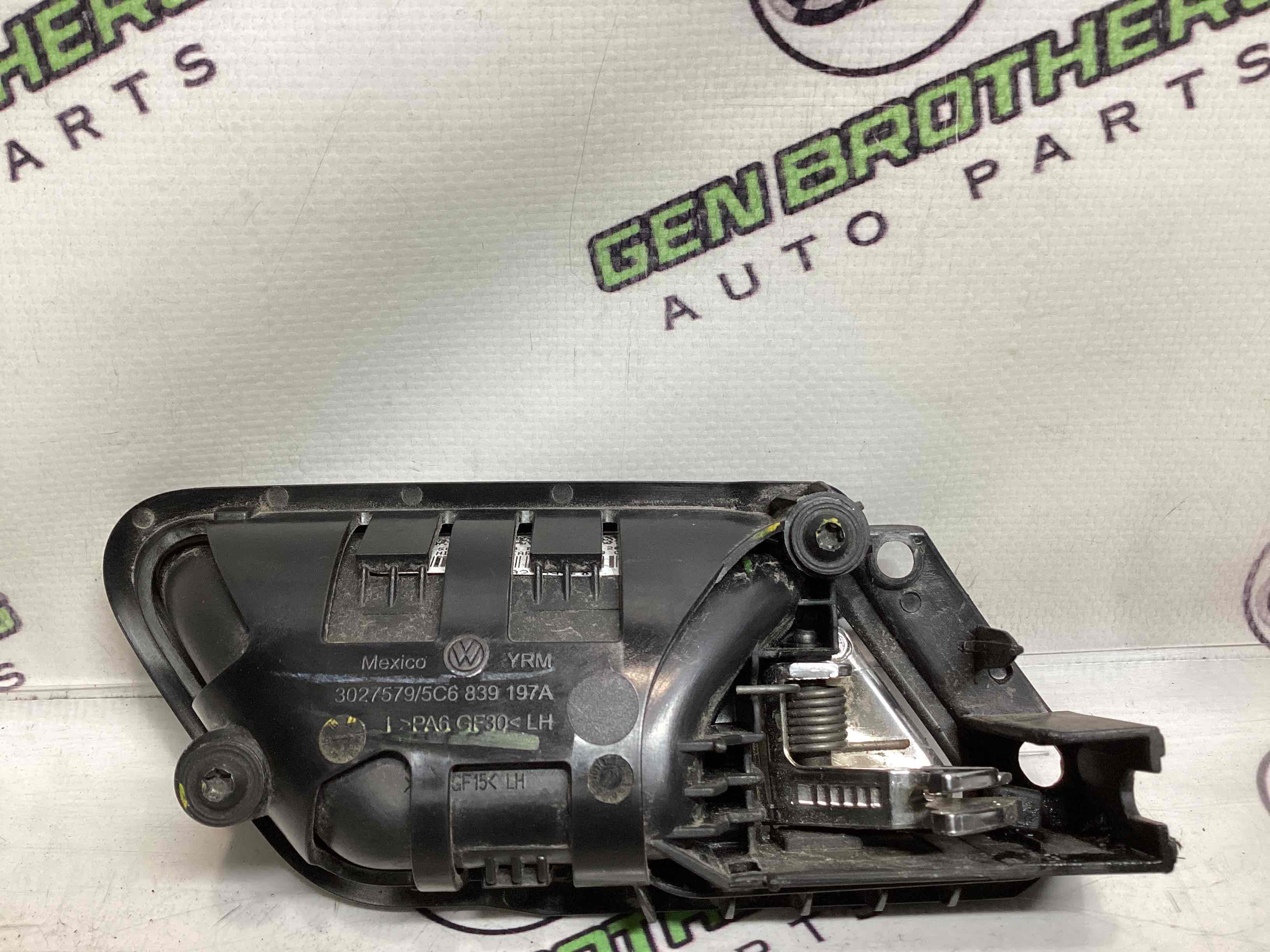 Ручка дверей салону внутрішня, поручень