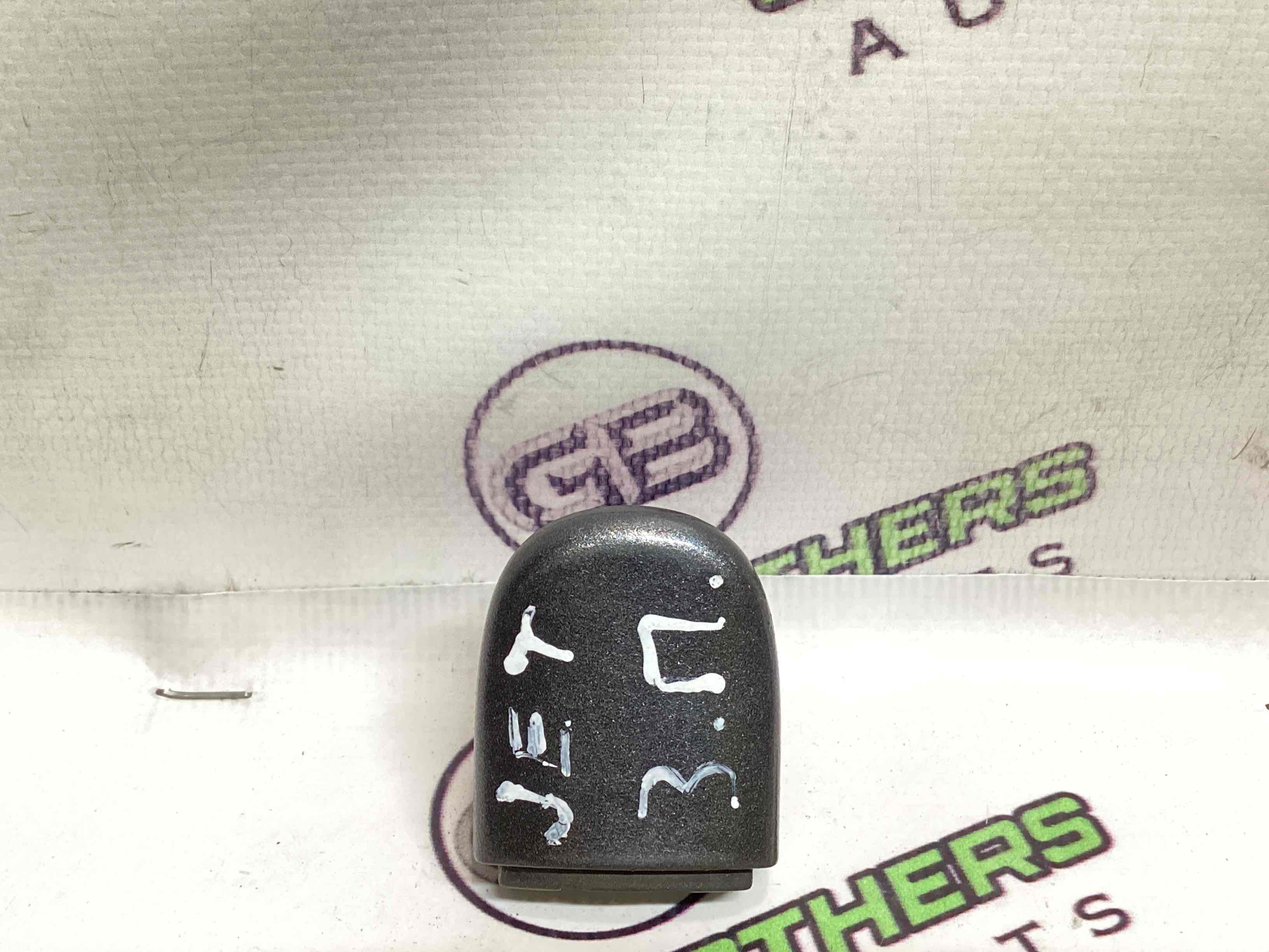 Заглушка ручки дверей