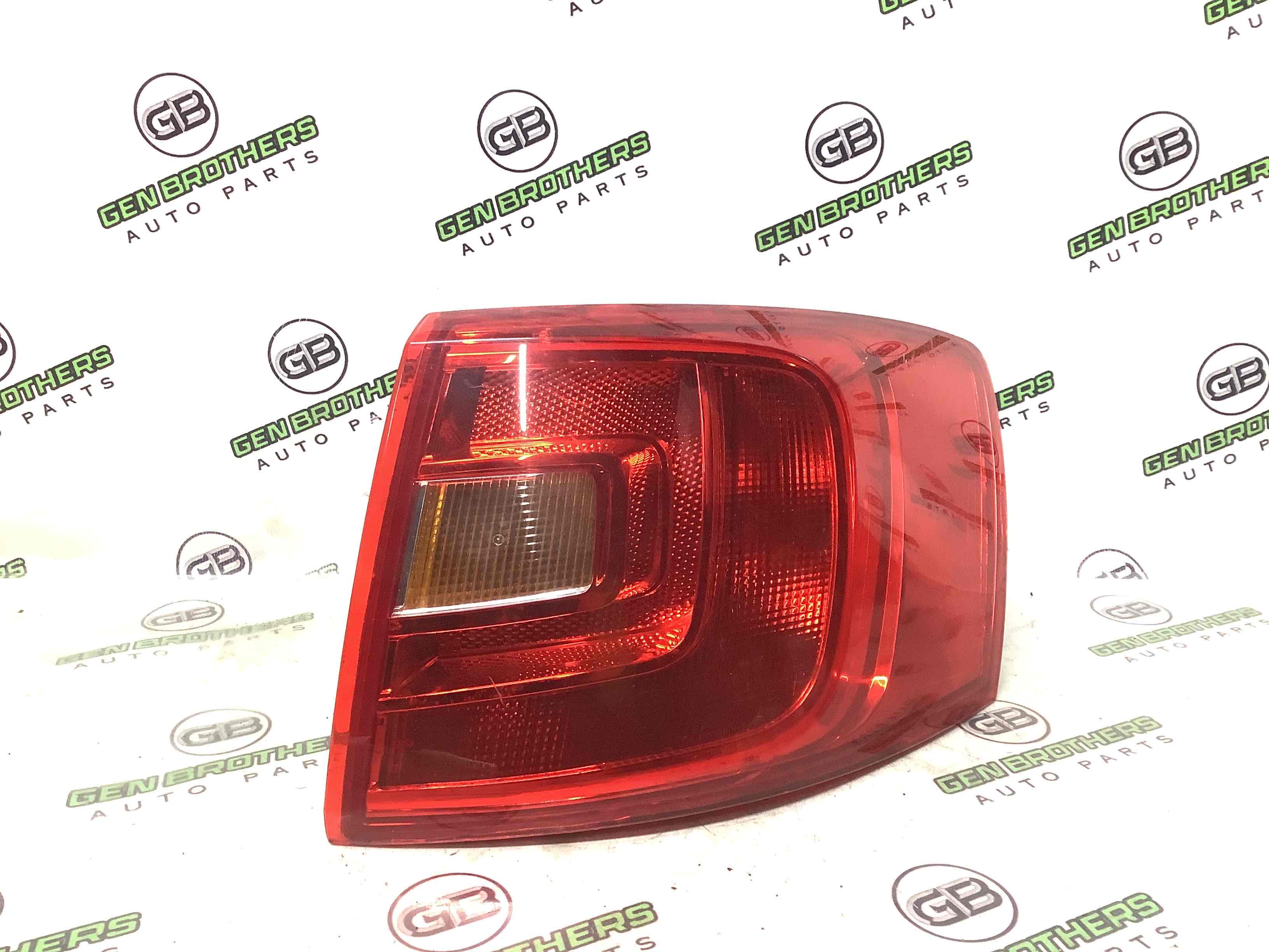 Ліхтар задній правий