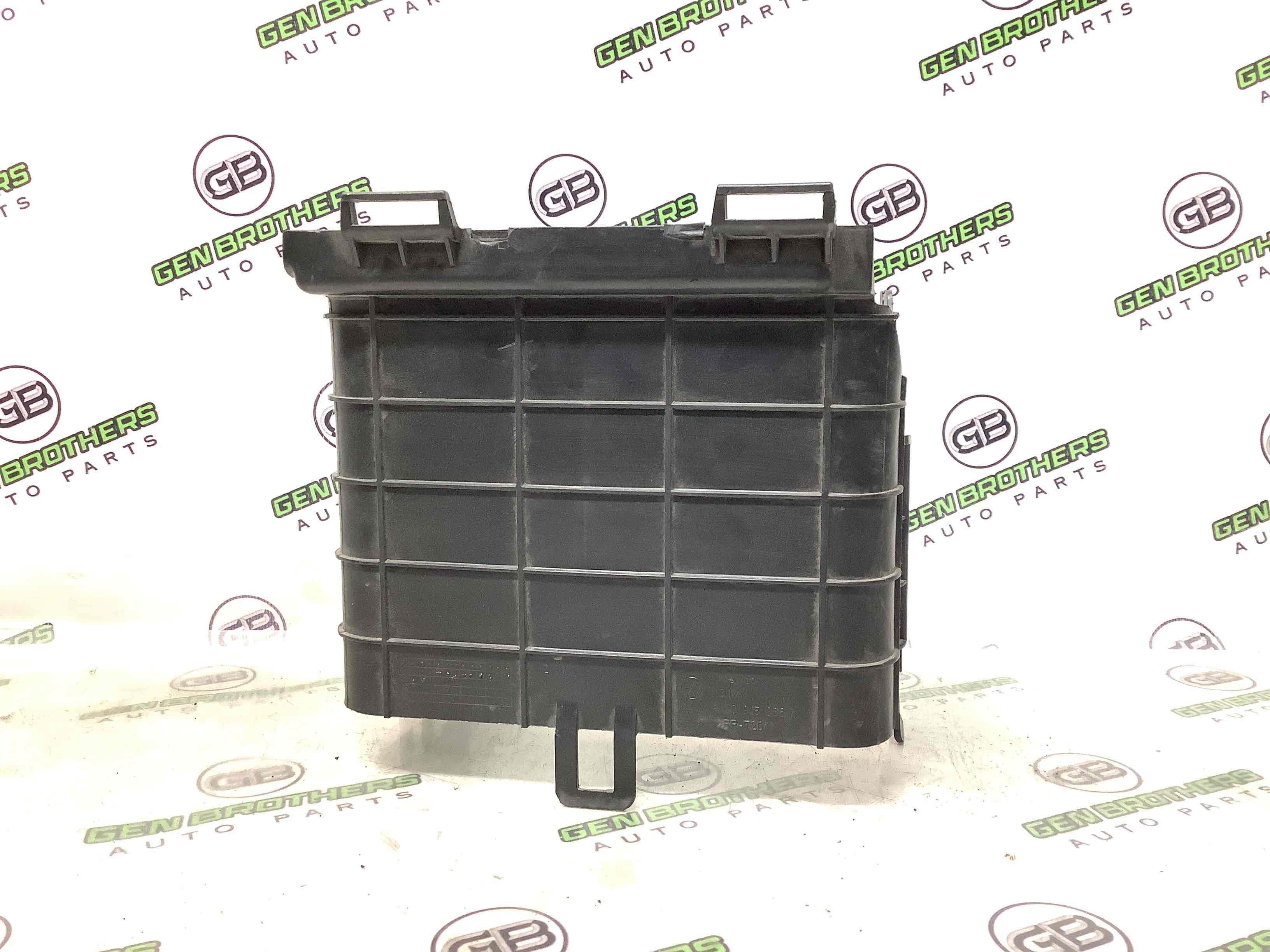 Полиця акумулятора, кришка, кріплення майданчик АКБ