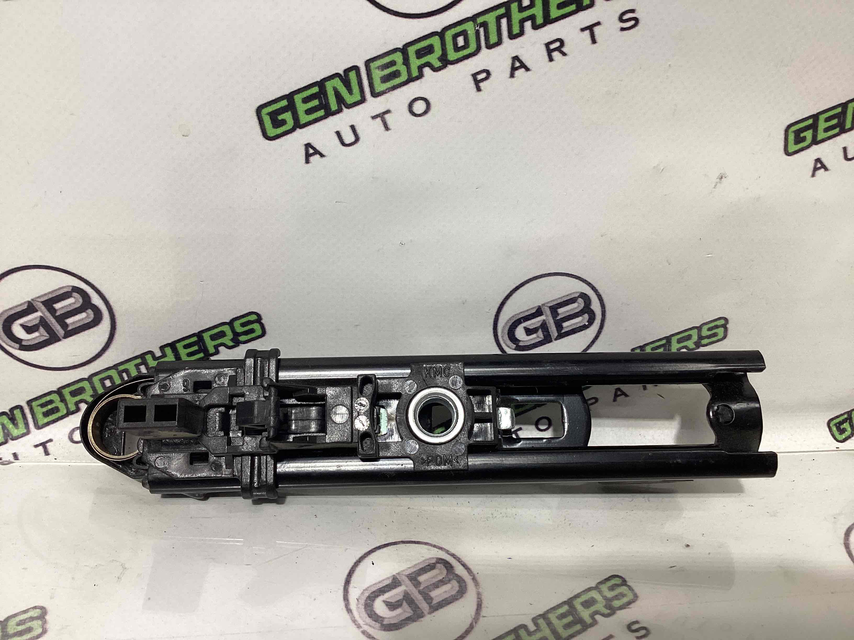 Регулятор висоти ременя безпеки