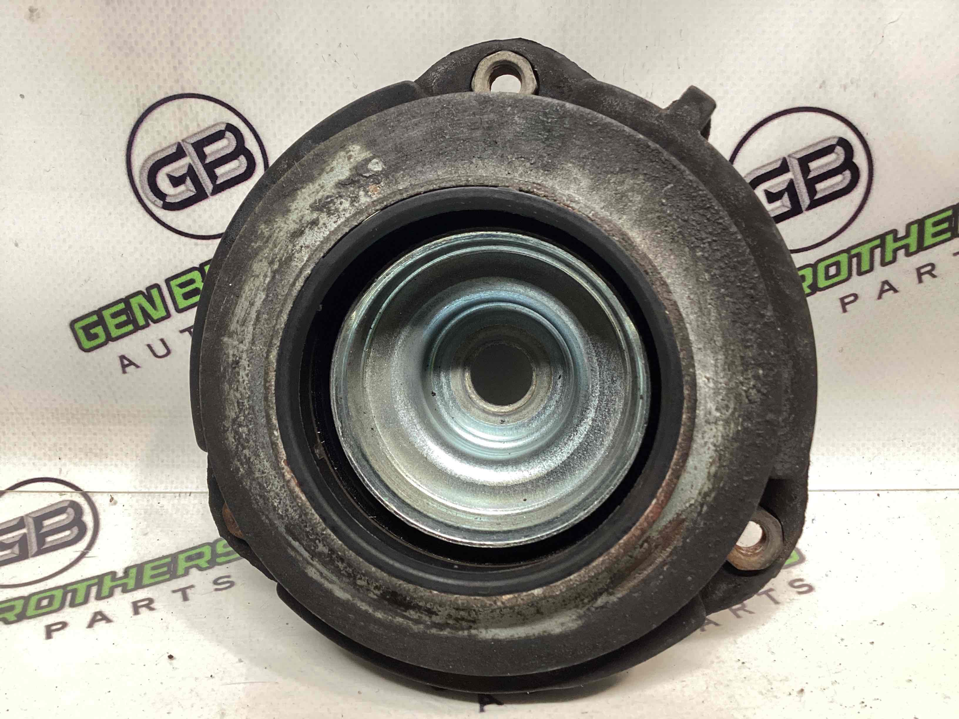 Опора переднього амортизатора